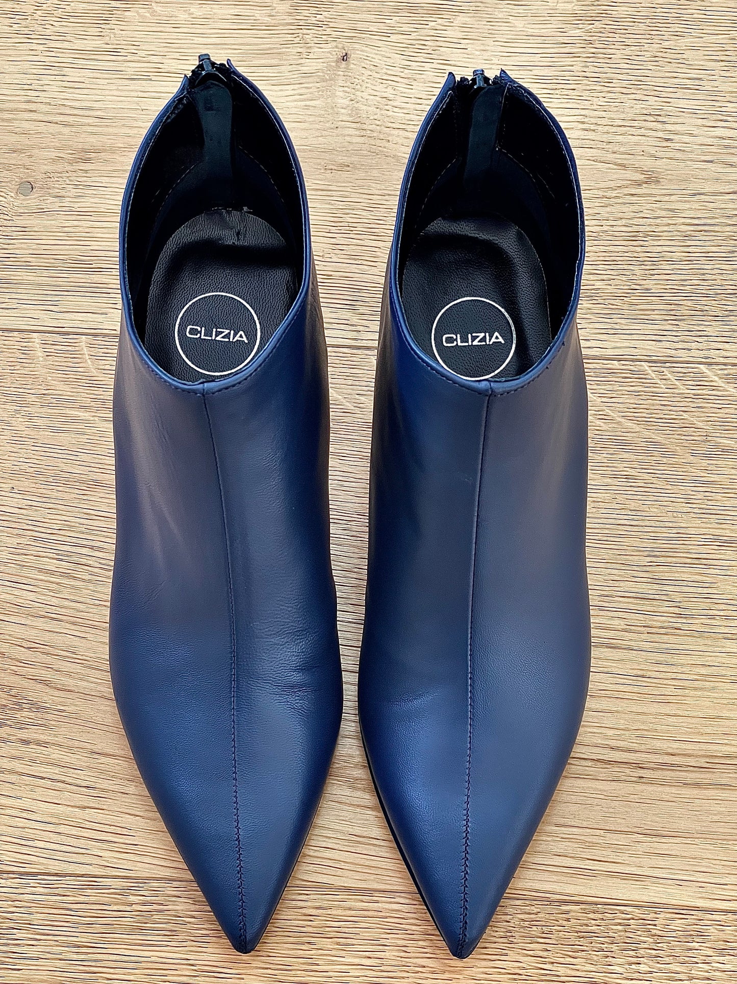 BRODY CUERO AZUL