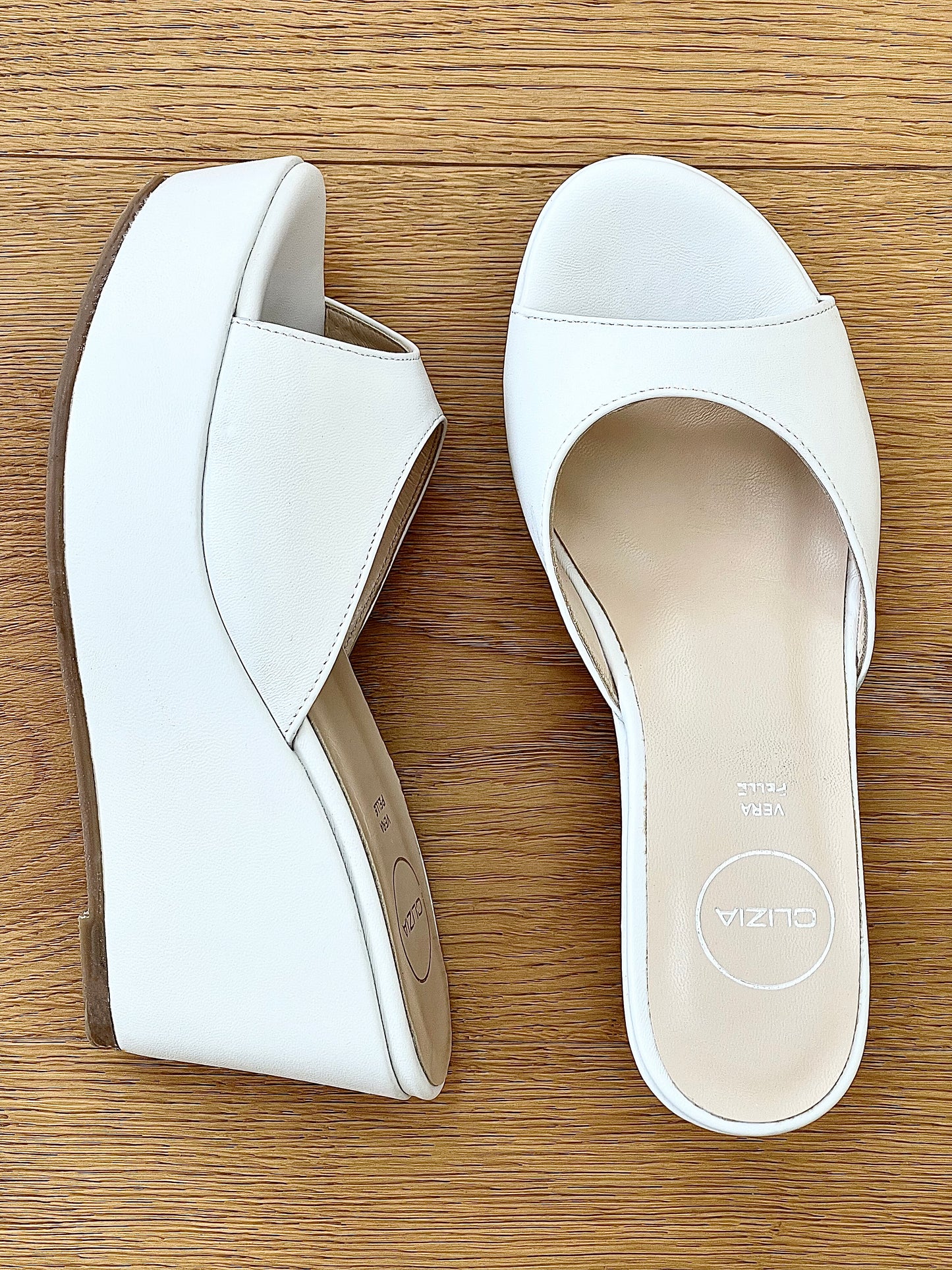 VENUS CUERO BLANCO