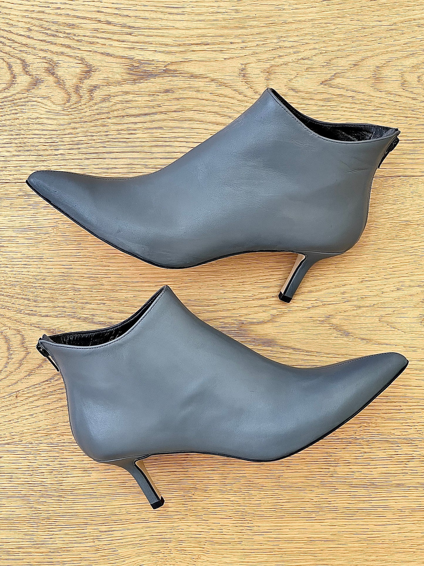 GHITA CUERO GRIS