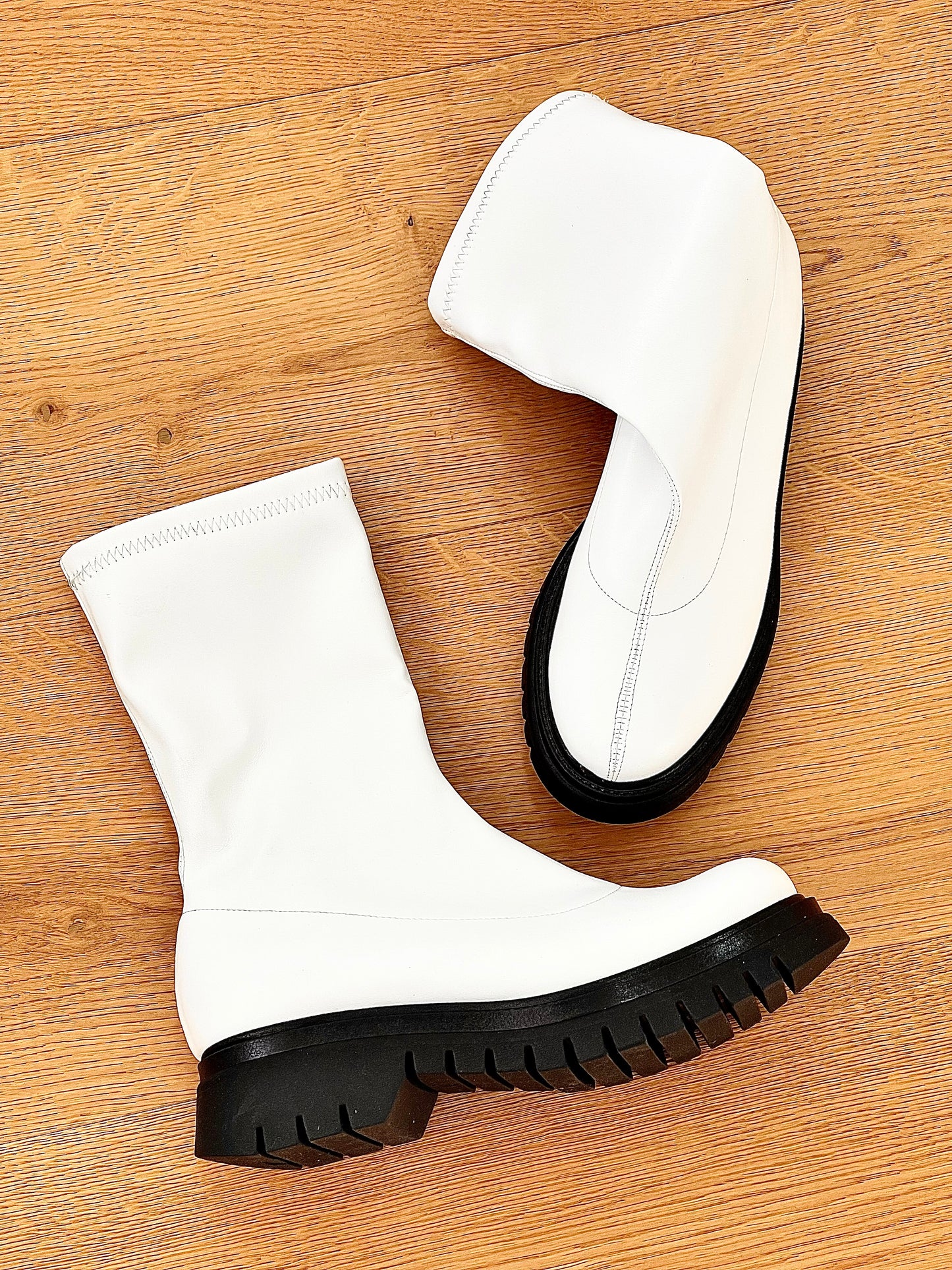 SUB CUERO BLANCO