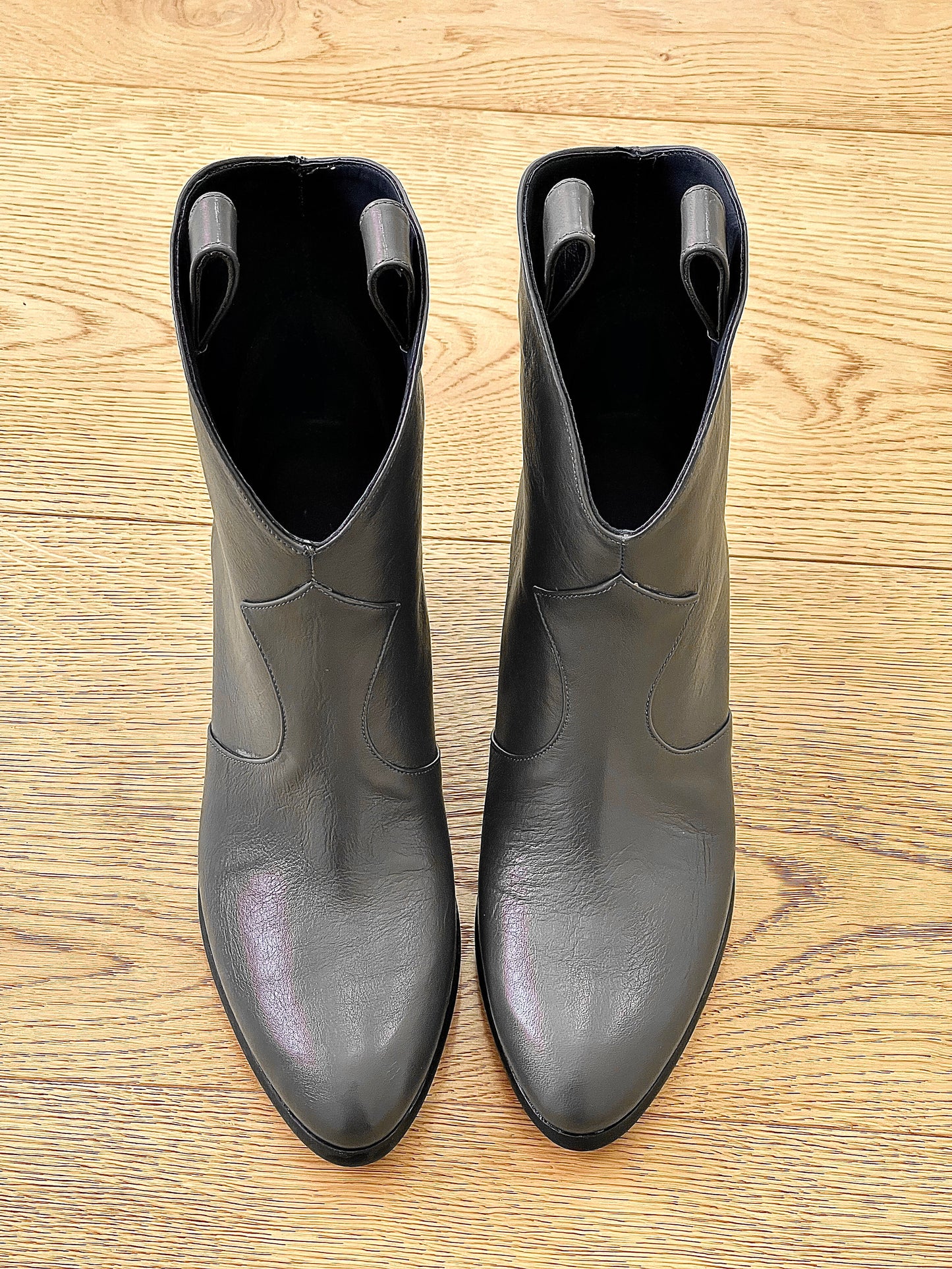 DAKOTA CUERO GRIS