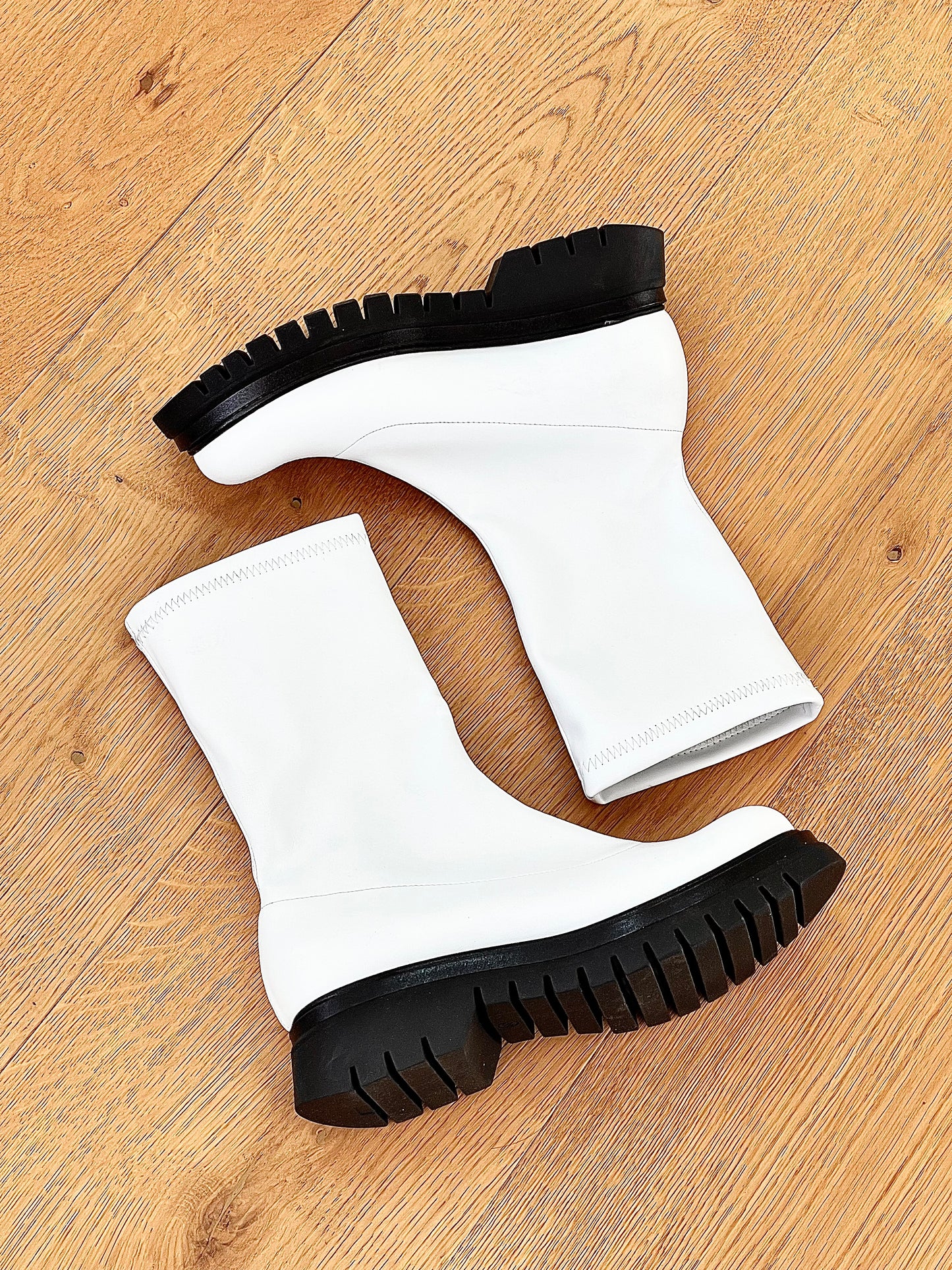 SUB CUERO BLANCO