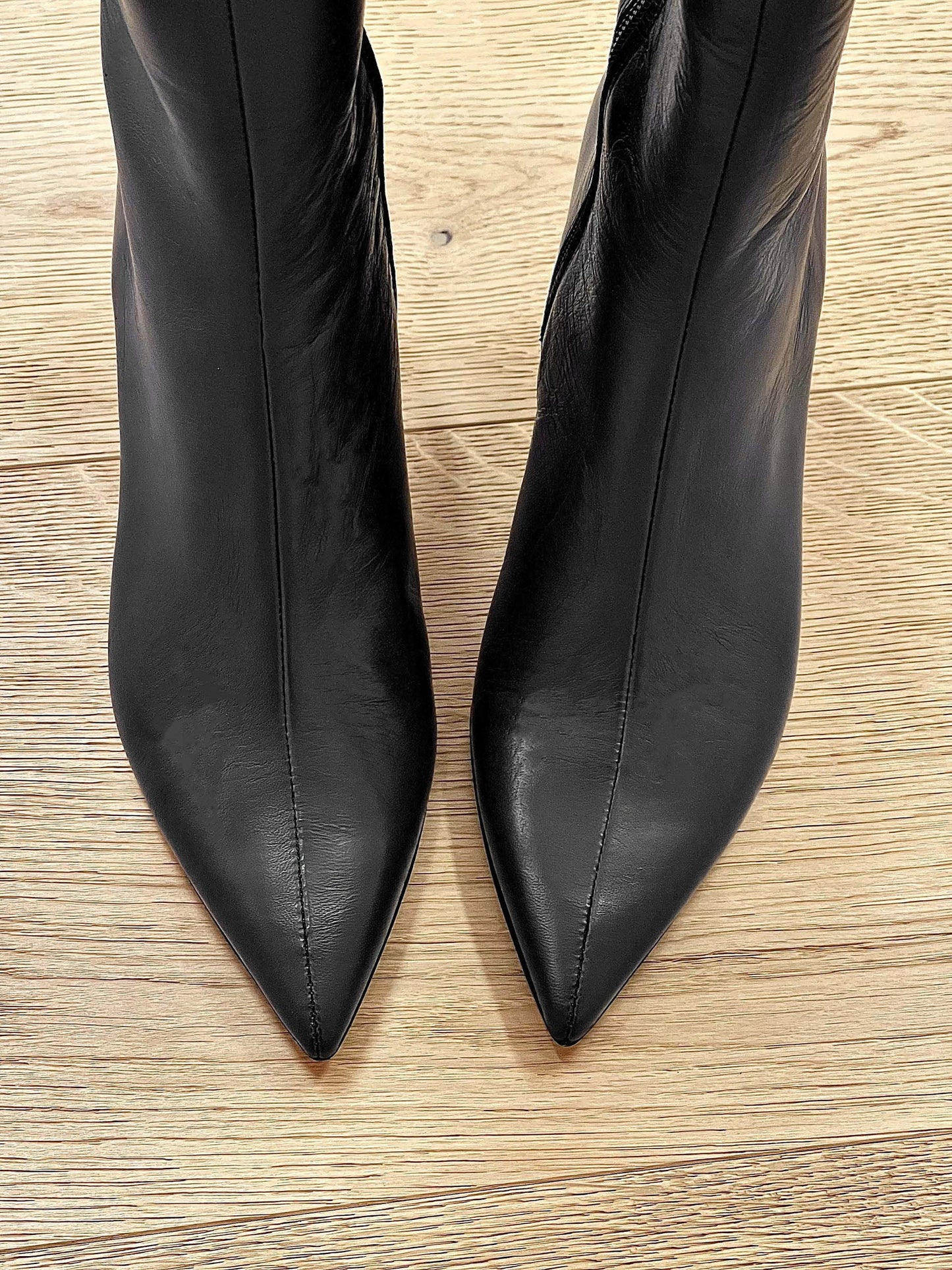 CUERO ORION NEGRO