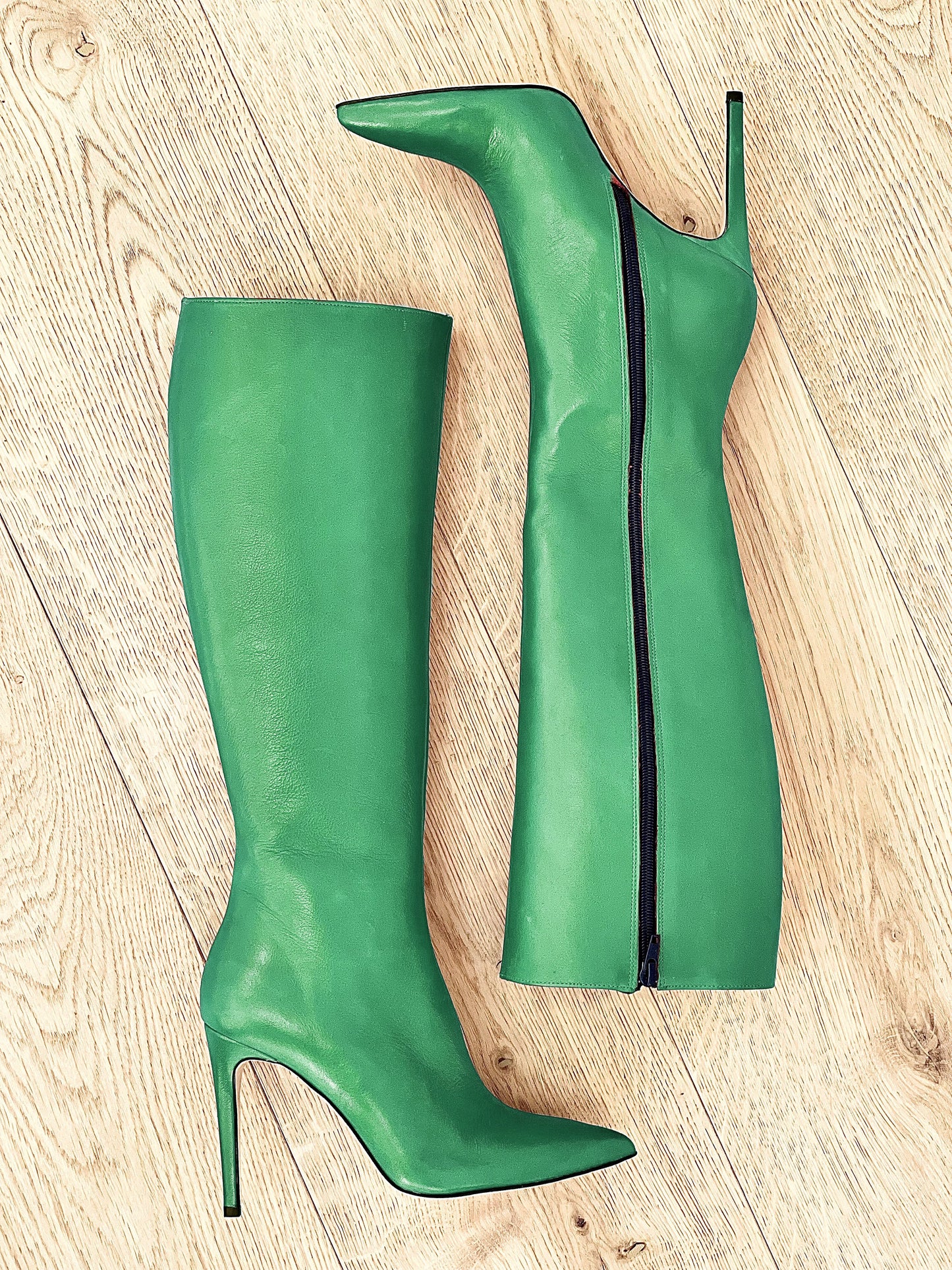 KELLY DE CUERO VERDE