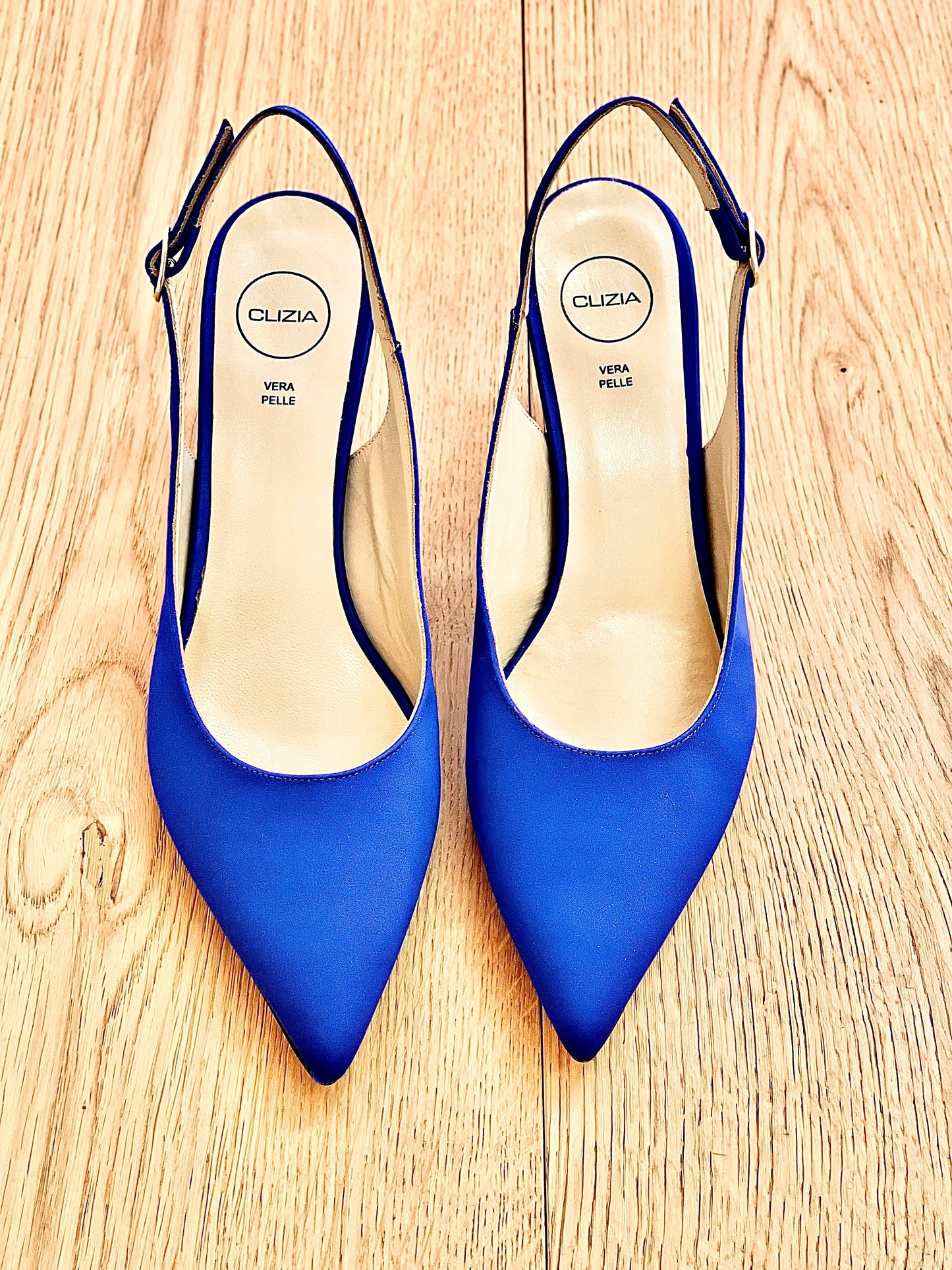 SONIA SATIN BLUETTE