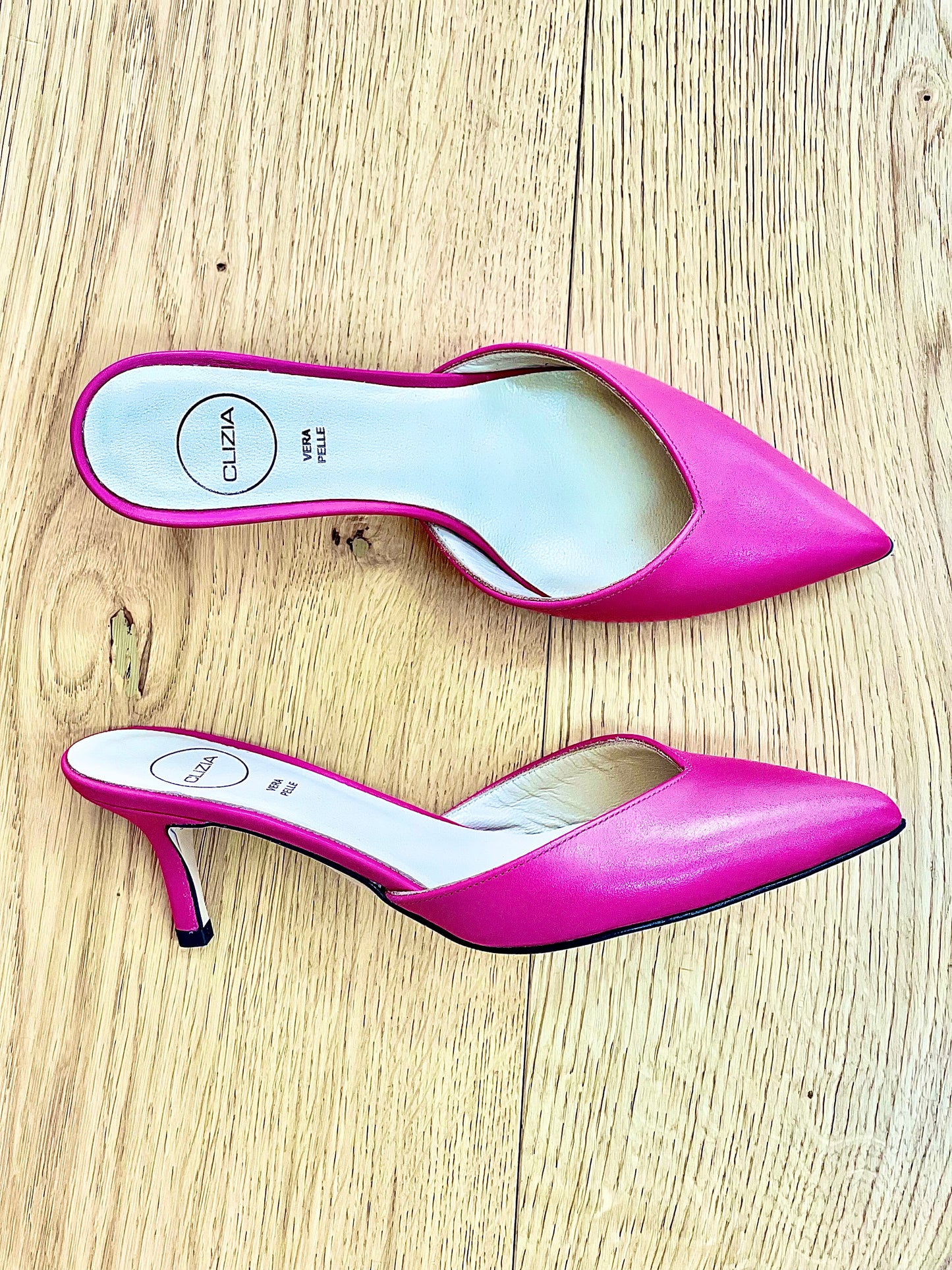VIKY CUERO FUCSIA
