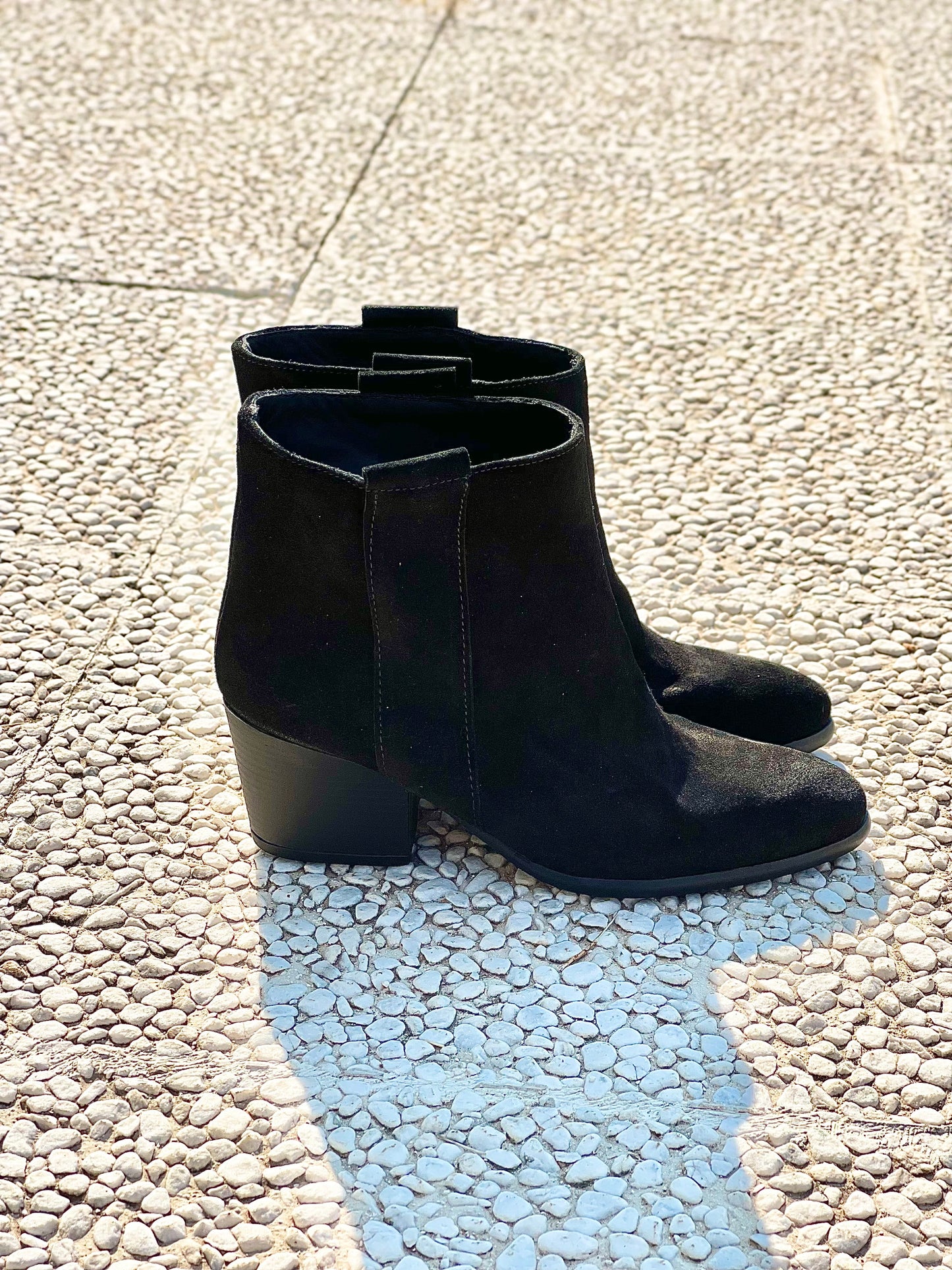 TESSA BLACK SUEDE