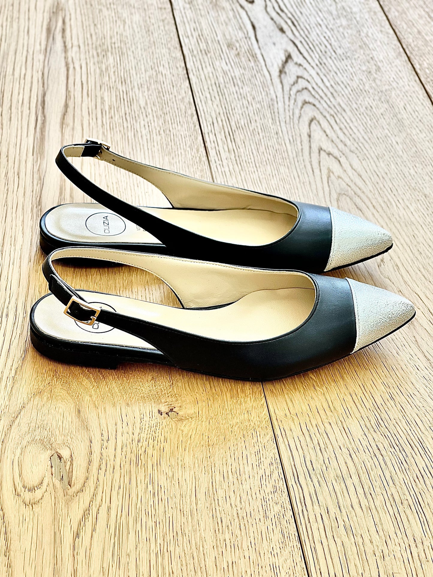 ELLA NEGRO/PLATA