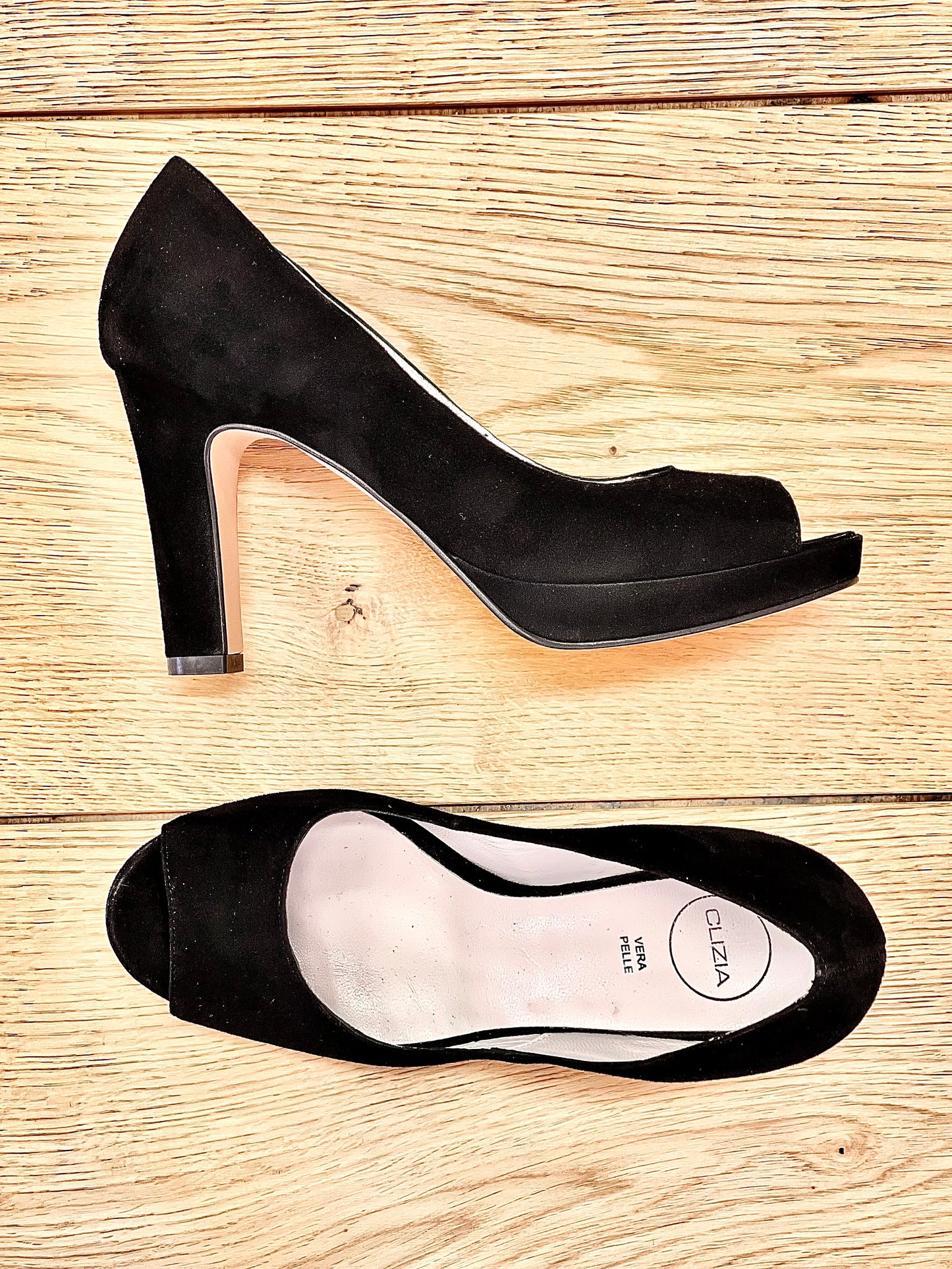 IRINA BLACK SUEDE