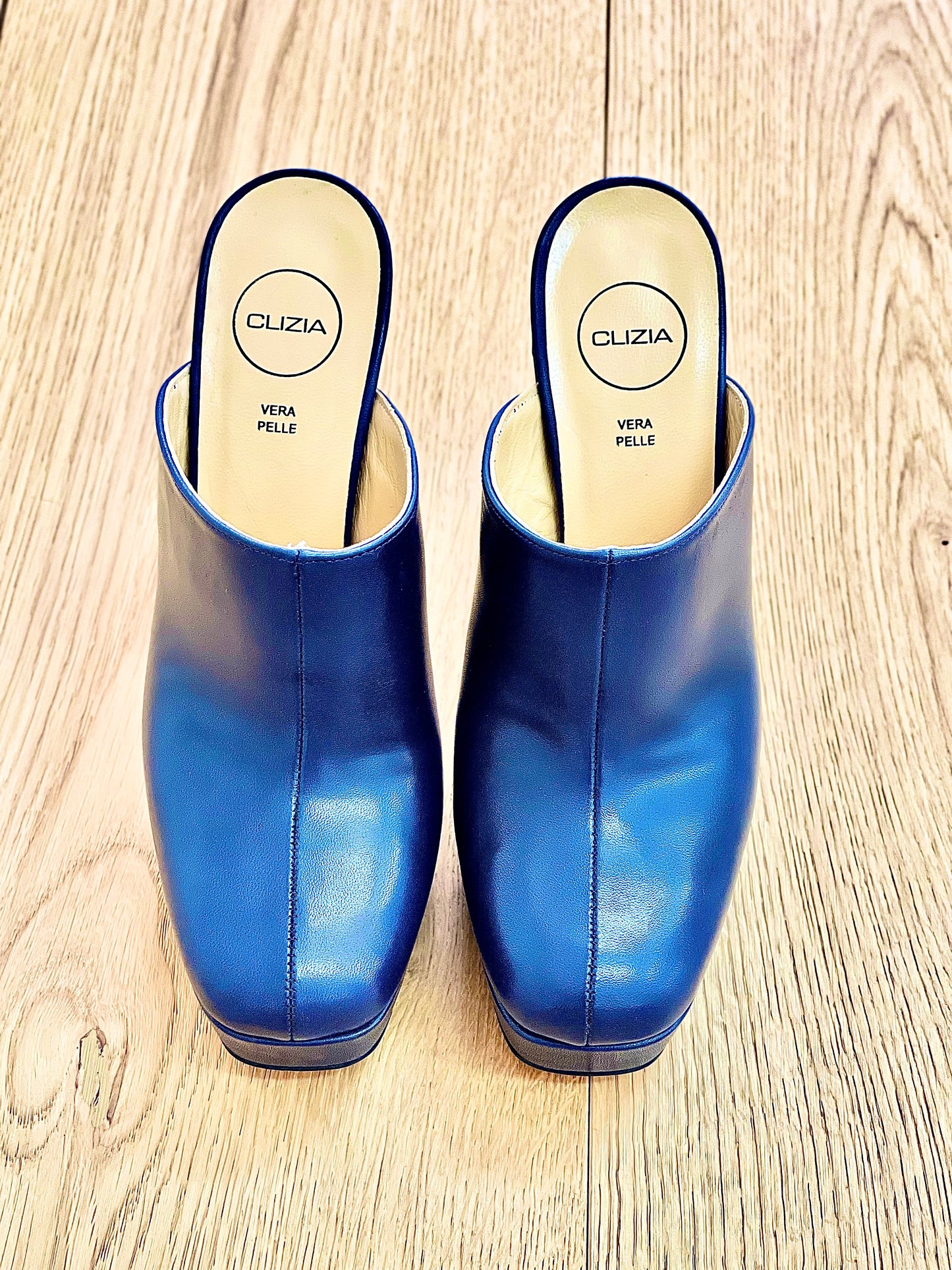 CUERO AZUL ELVIRA