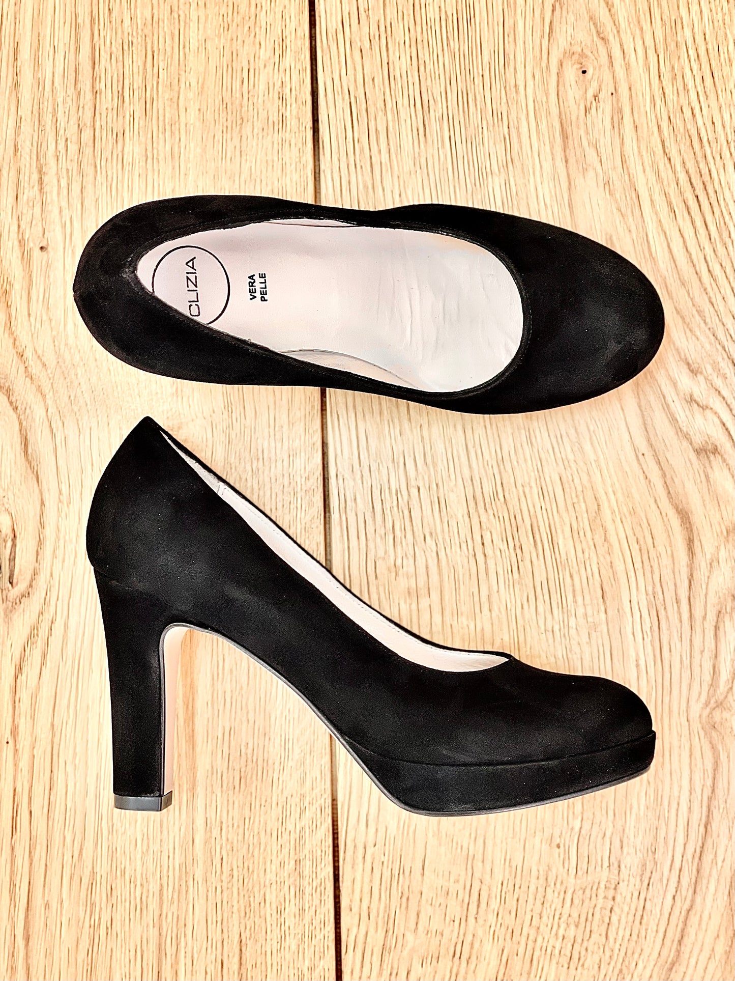 CLEO BLACK SUEDE