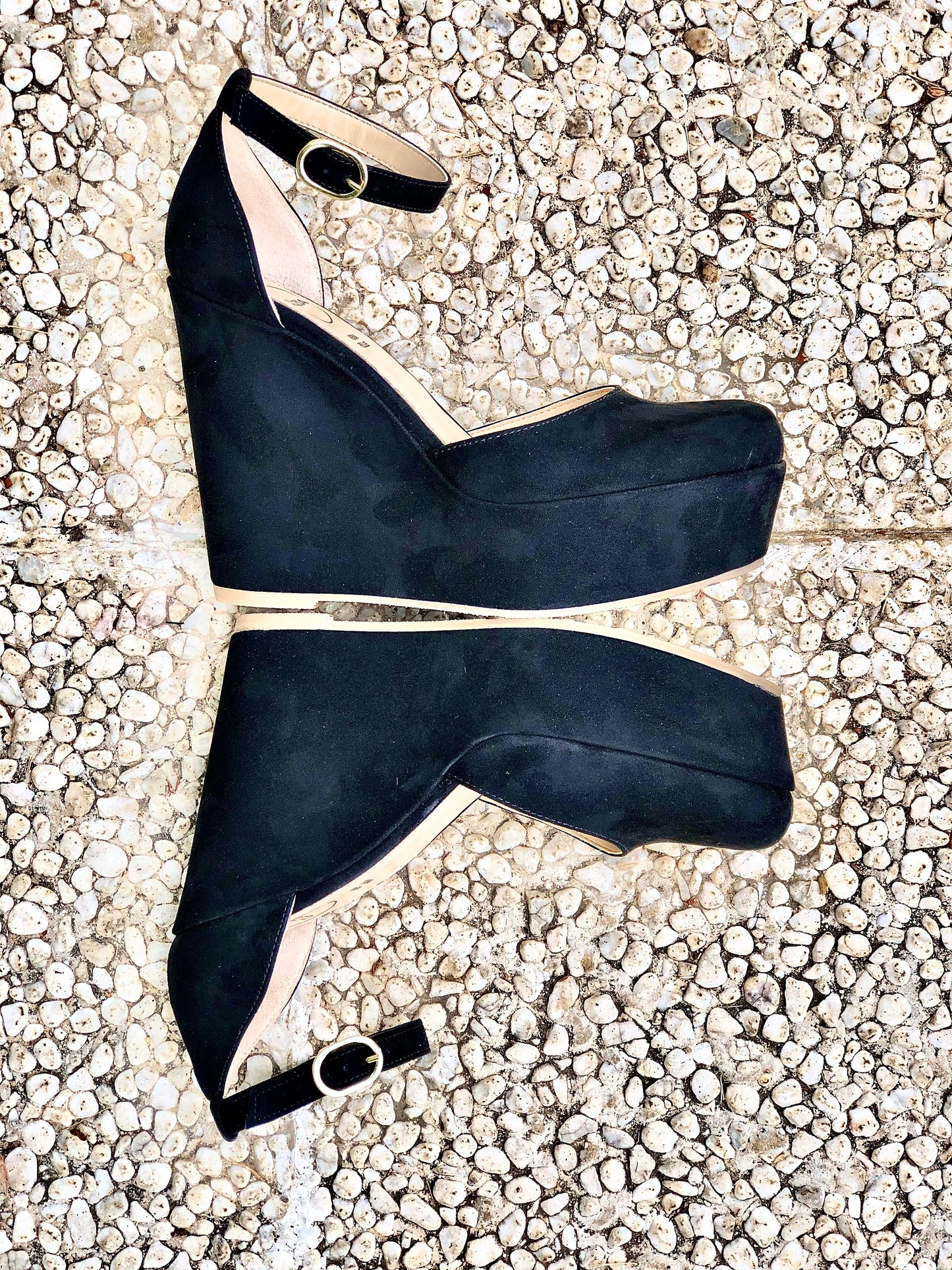 ROXI BLACK SUEDE