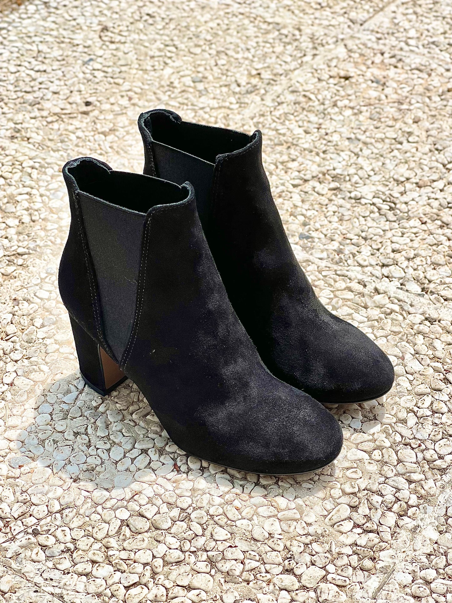 TECLA BLACK SUEDE