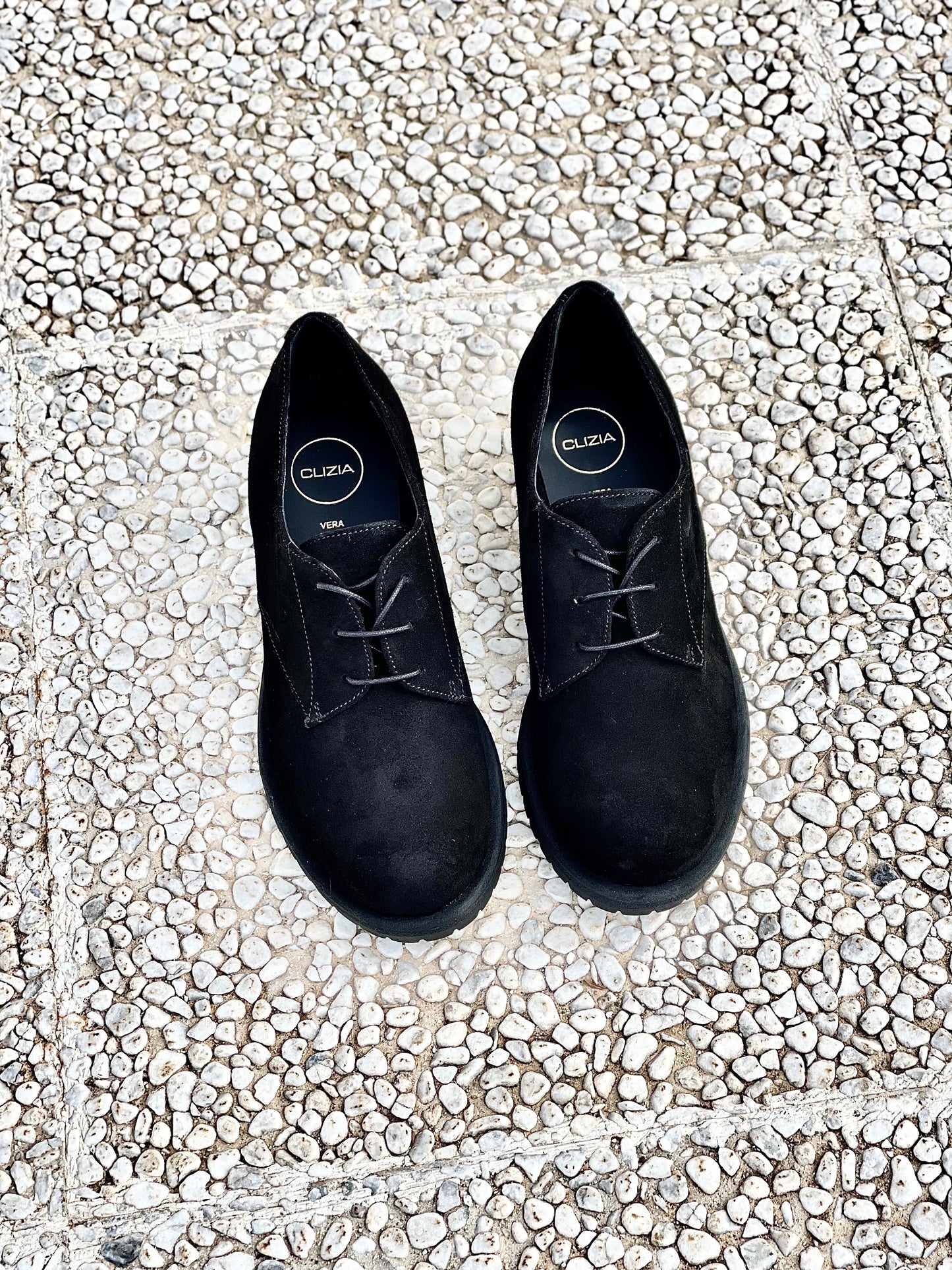 YO-YO BLACK SUEDE