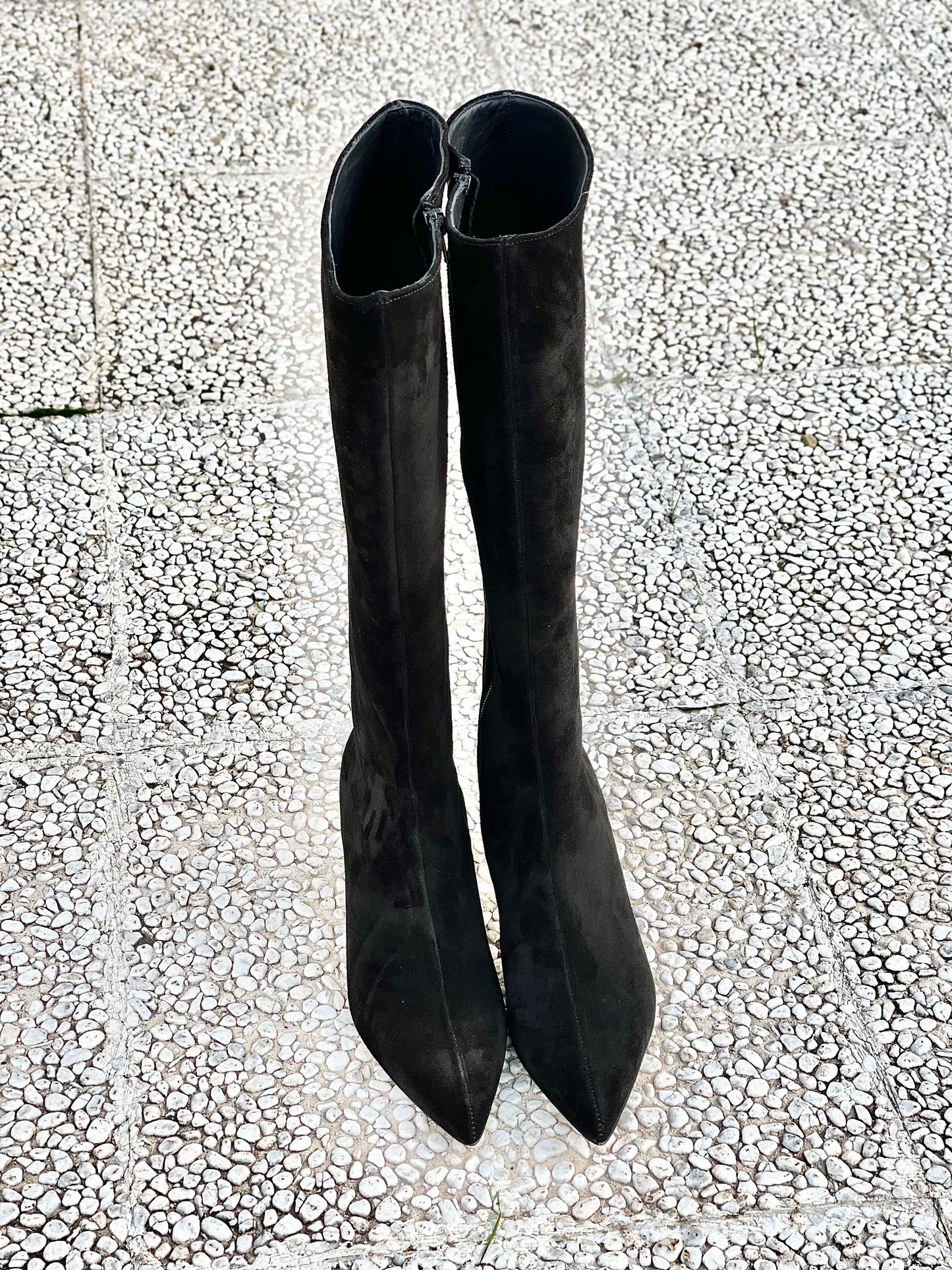 MADRID BLACK SUEDE