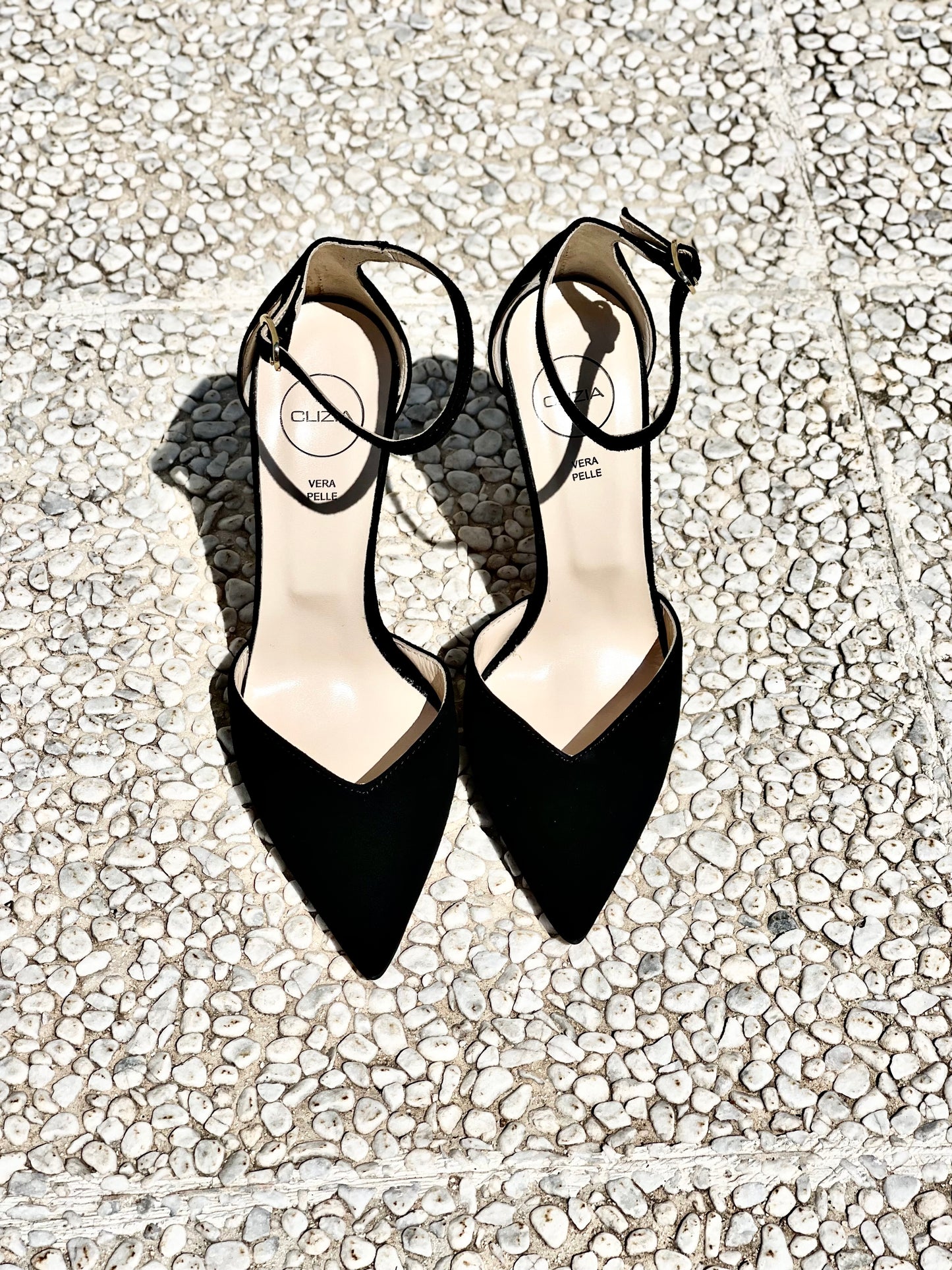 LISA BLACK SUEDE
