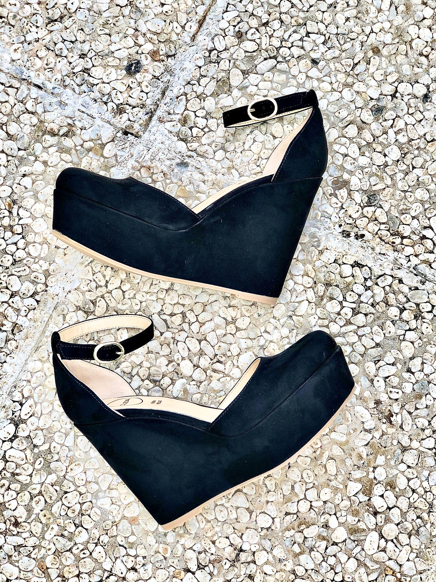 ROXI BLACK SUEDE