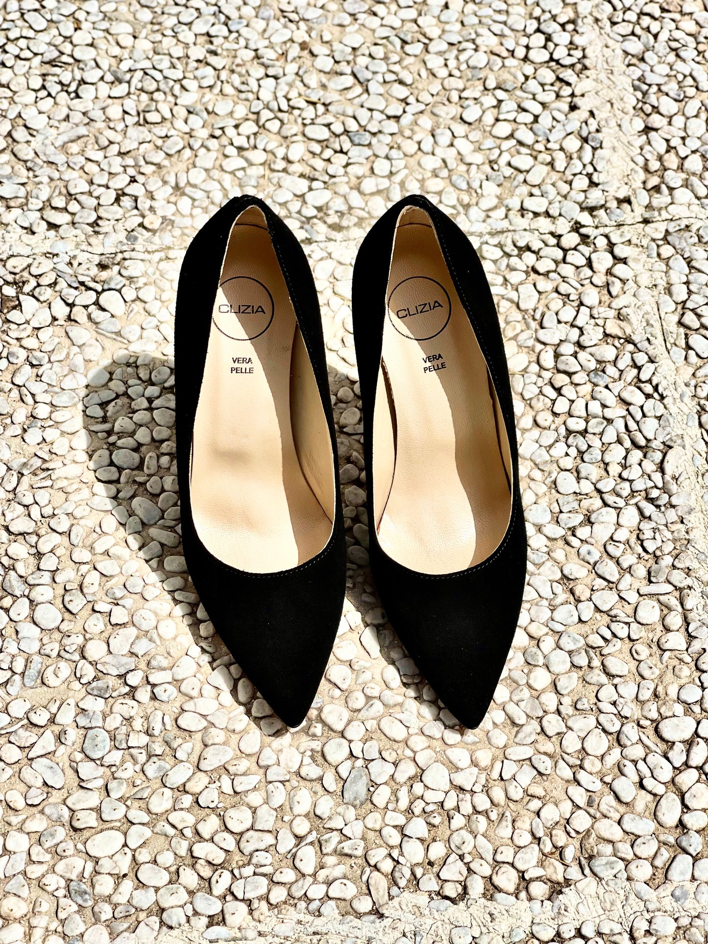 NOE BLACK SUEDE
