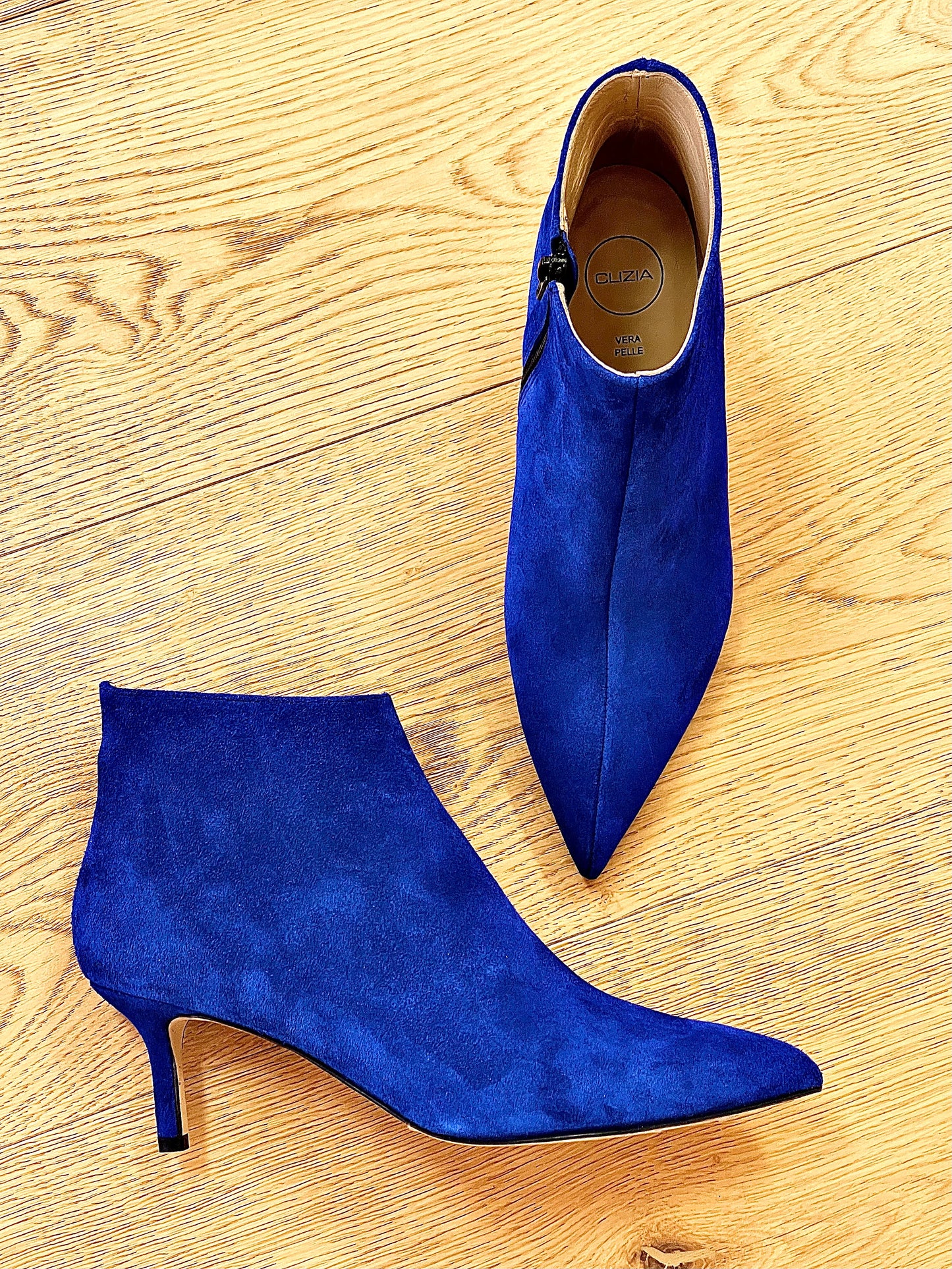 TITTY SUEDE BLUETTE