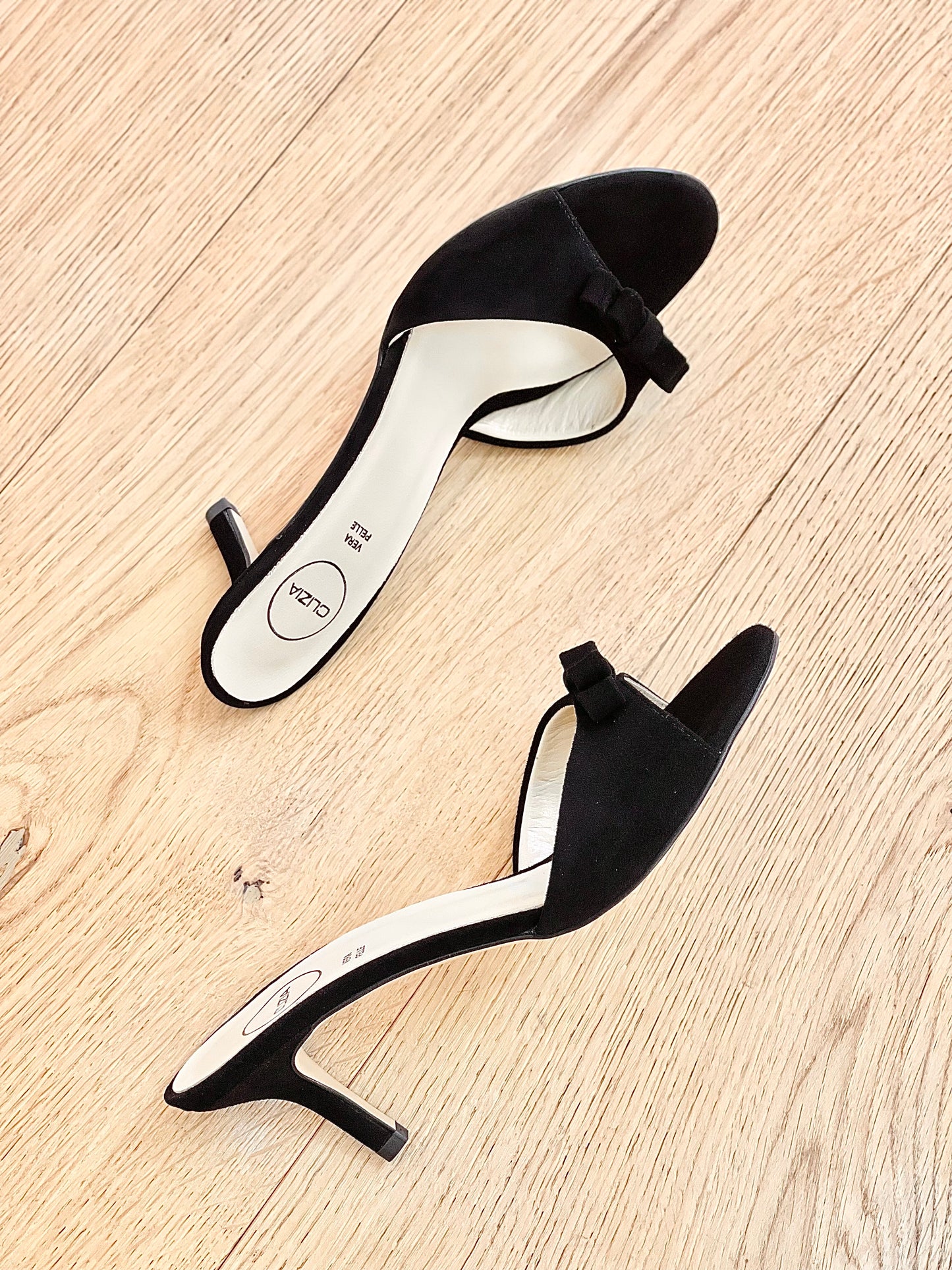 EMILY BLACK SUEDE