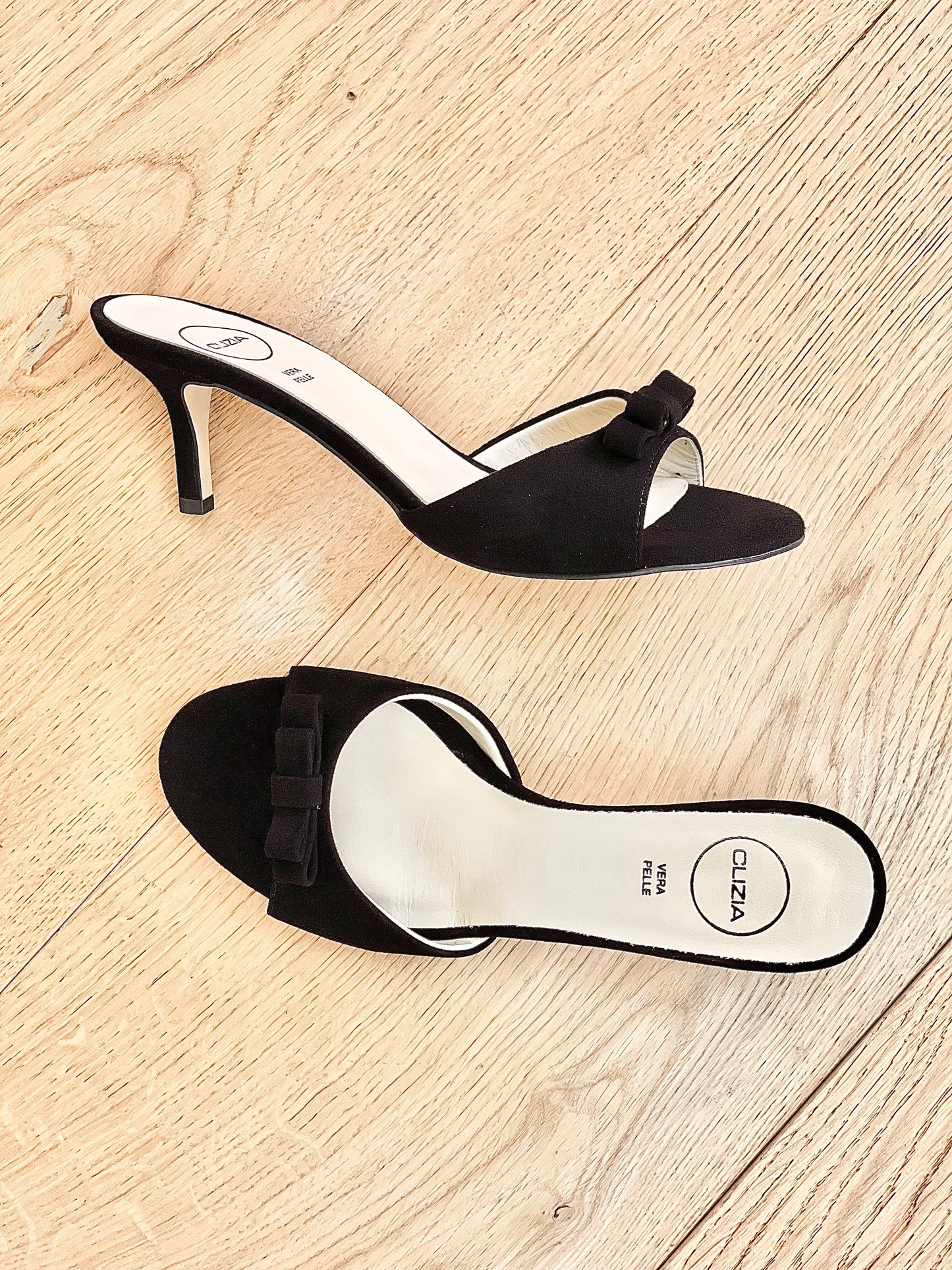 EMILY BLACK SUEDE