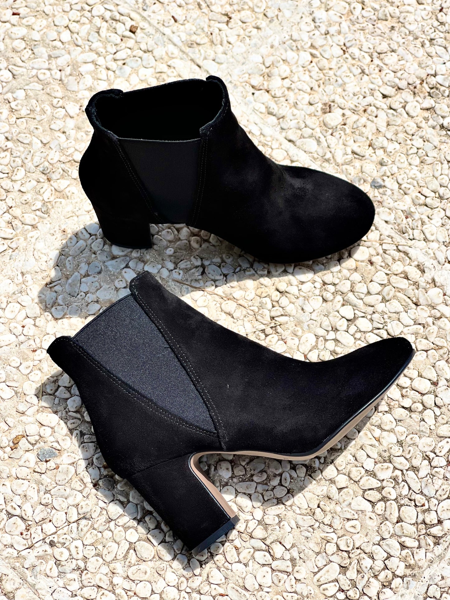 TECLA BLACK SUEDE