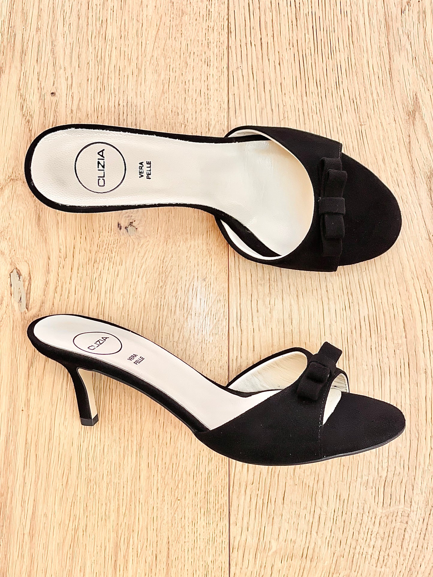 EMILY BLACK SUEDE