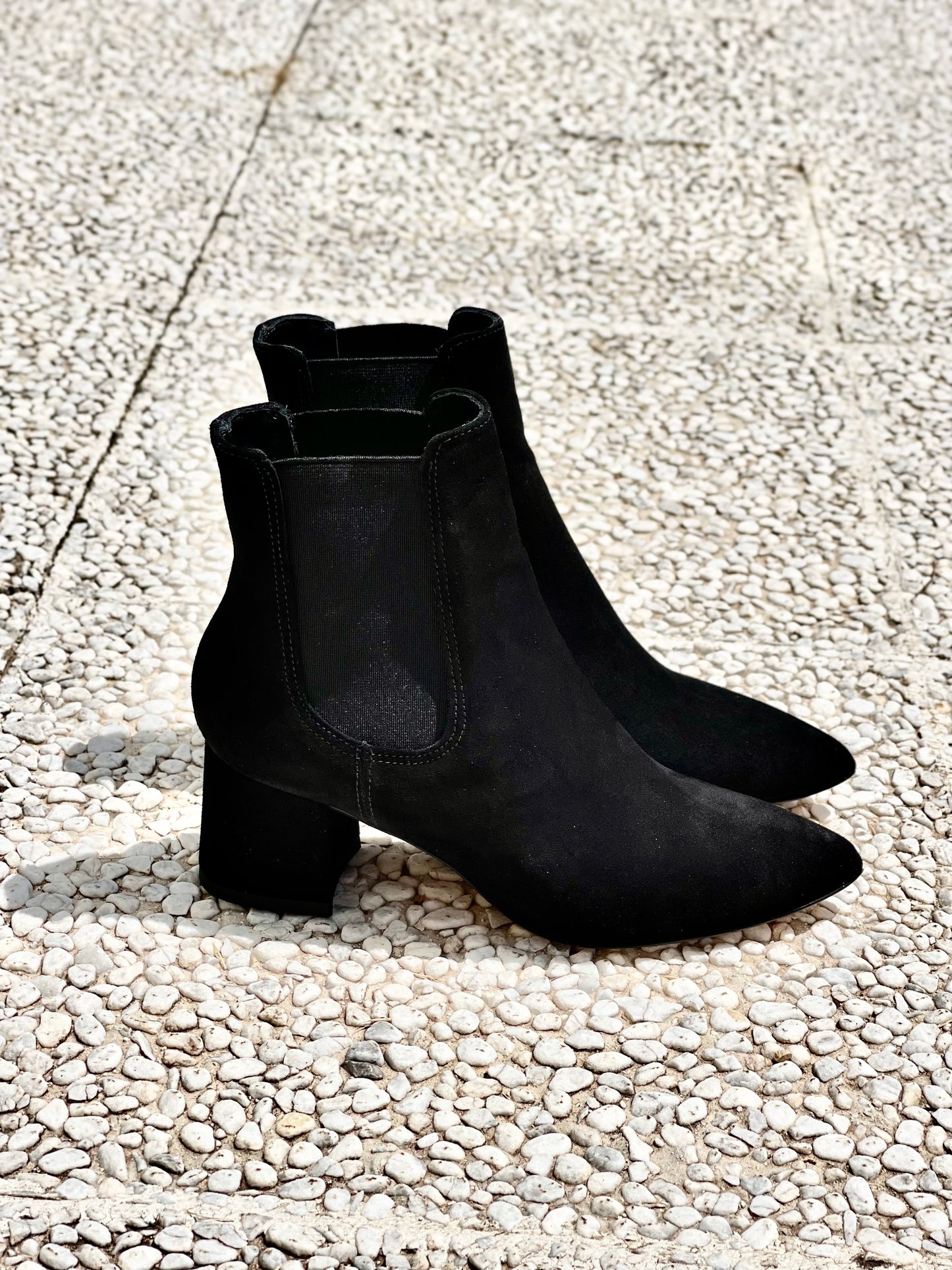 BORIS BLACK SUEDE