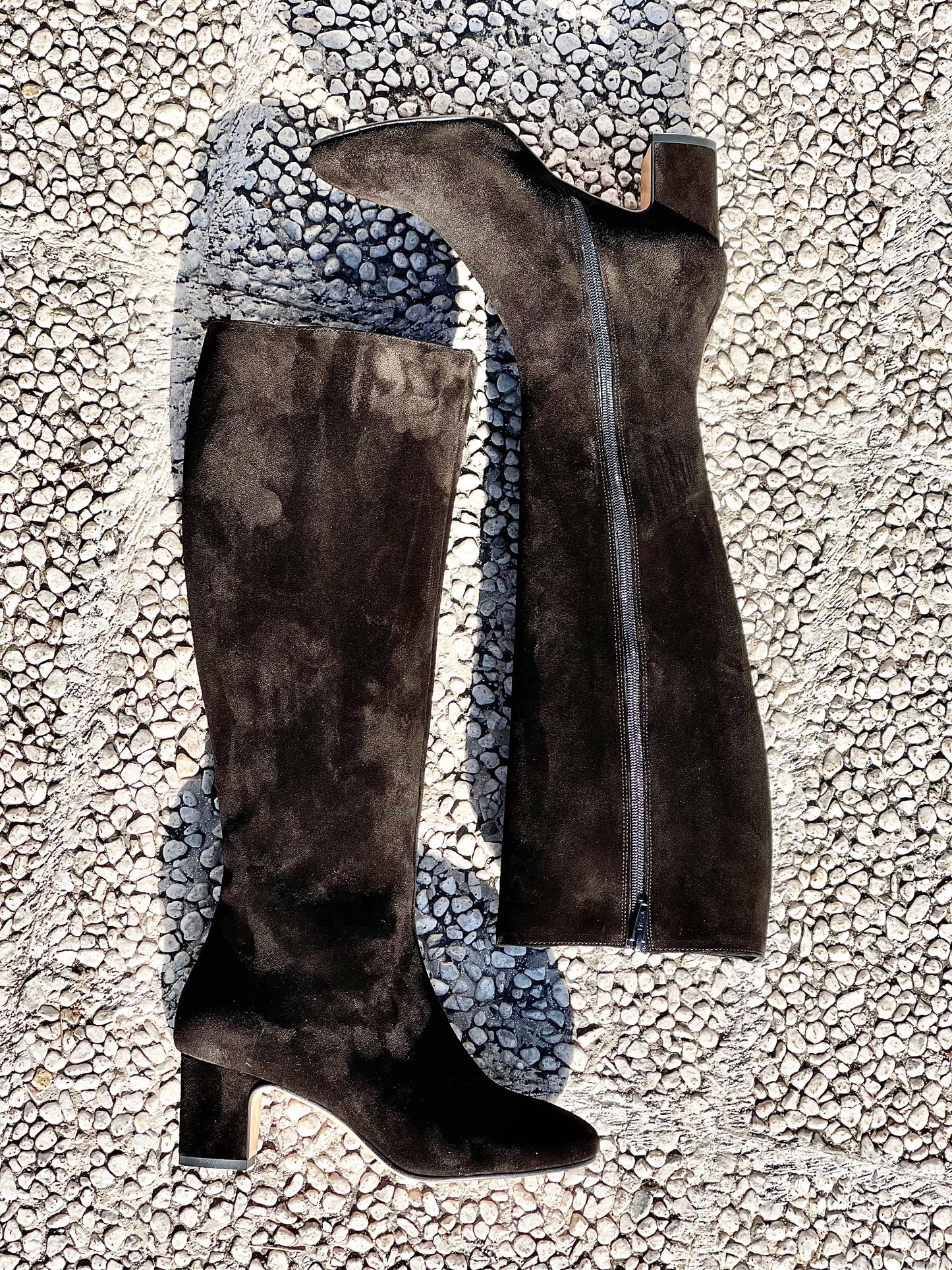 ROBERT BLACK SUEDE
