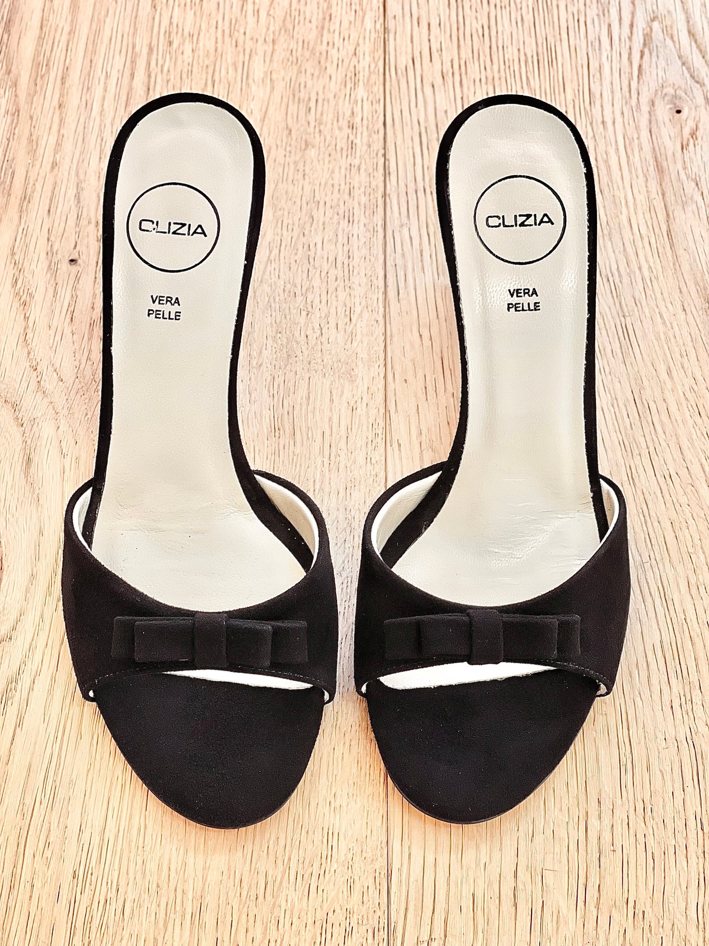 EMILY BLACK SUEDE
