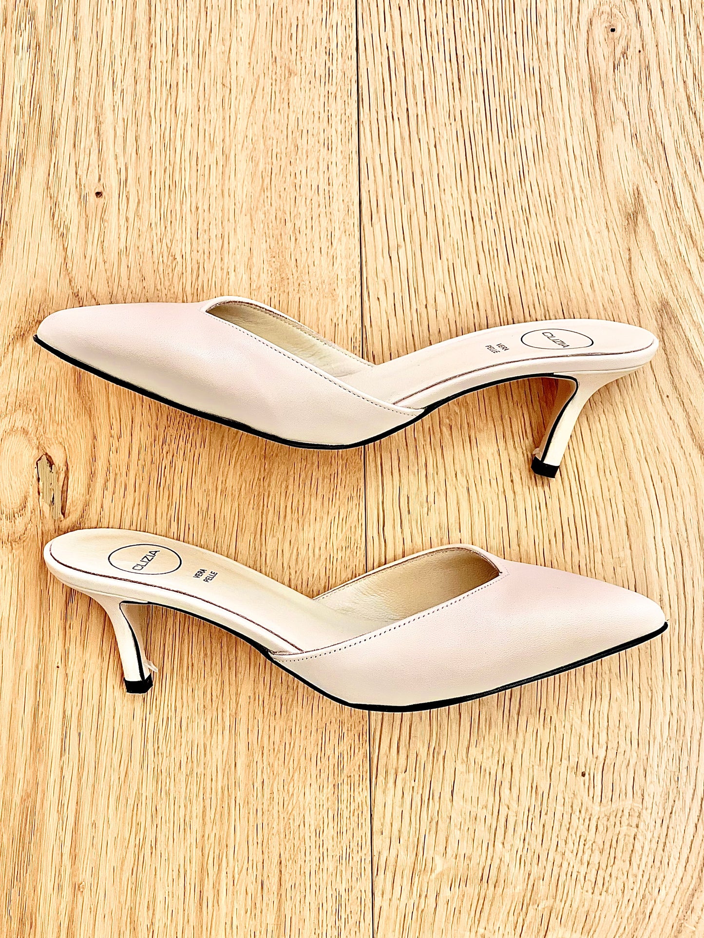 CUERO BEIGE VIKY