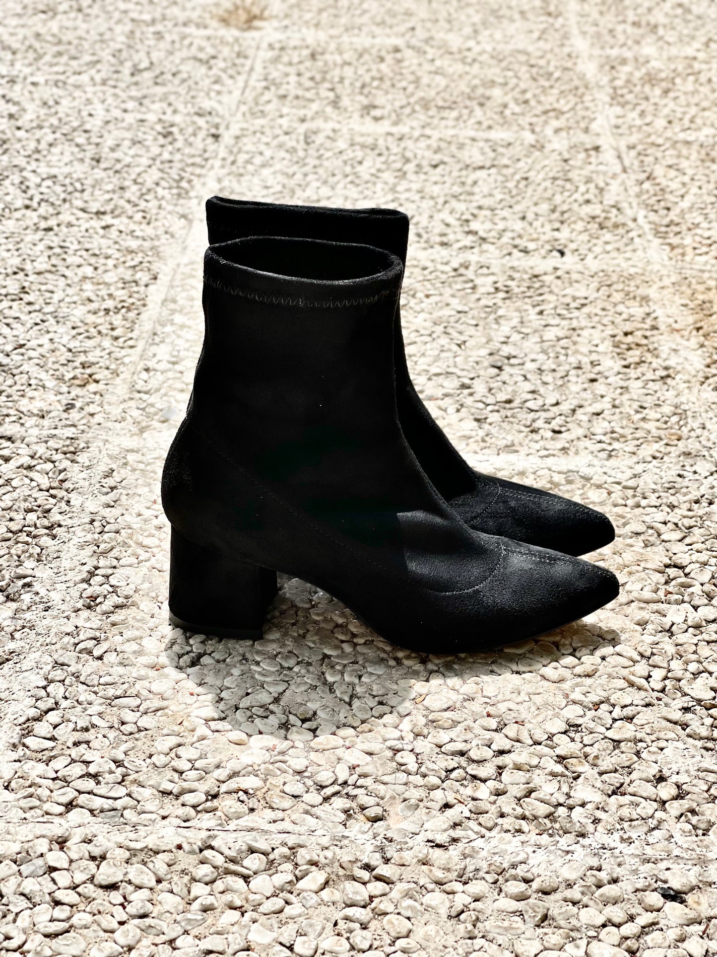 SERENA BLACK SUEDE