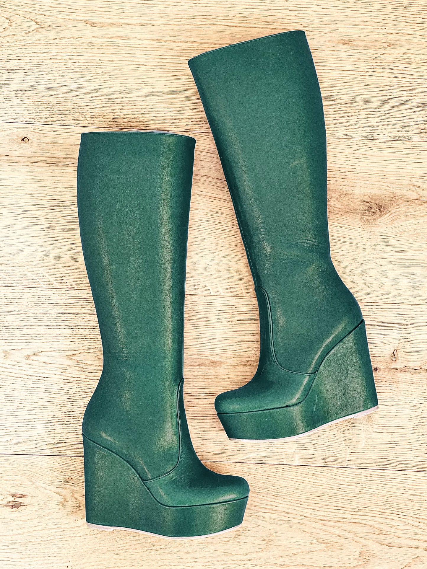 SAM GREEN LEATHER