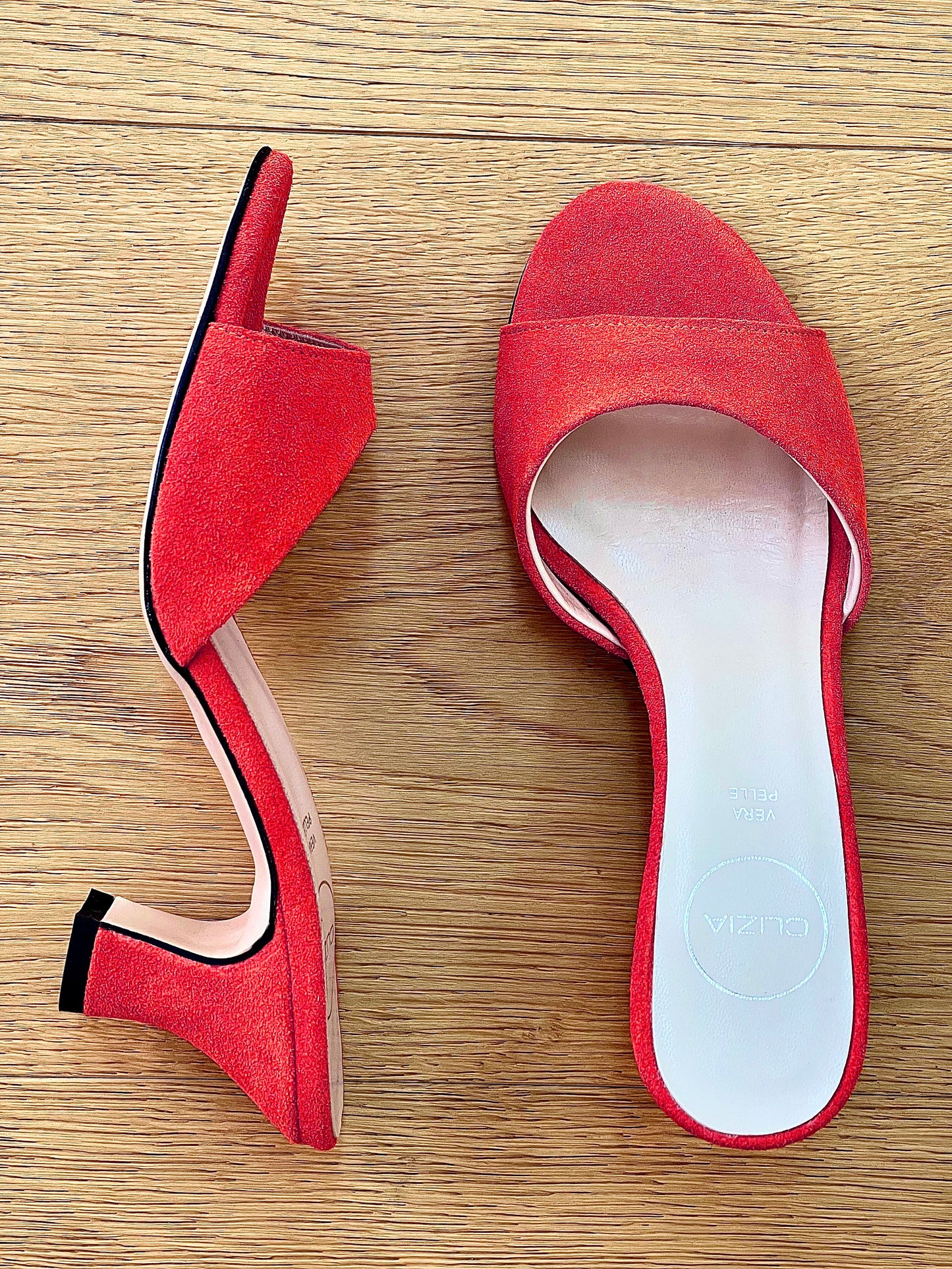 YUDI RED SUEDE