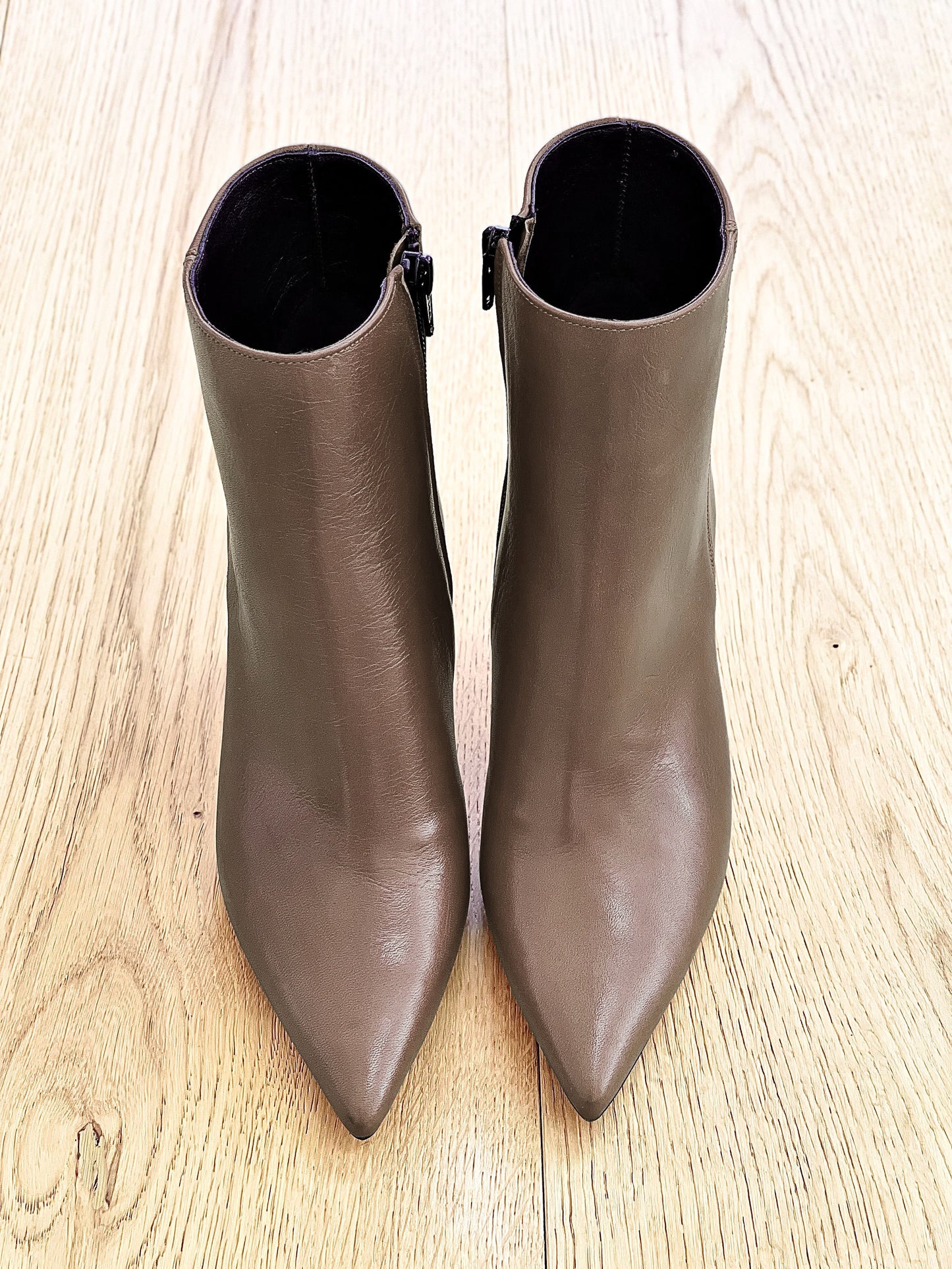 KAORI NAHKA TAUPE