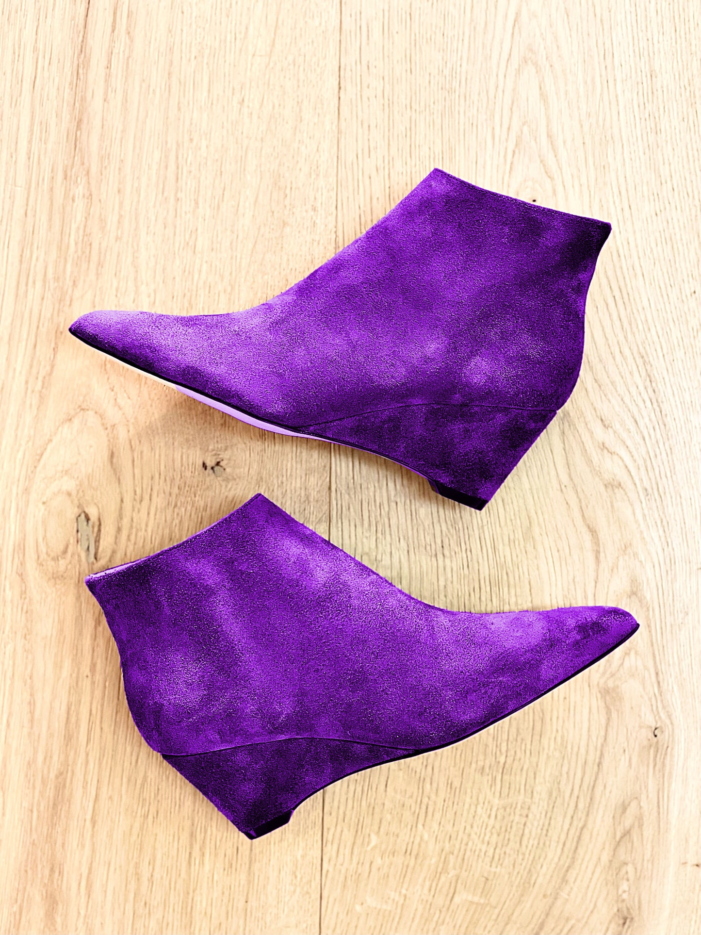 KRYSHA VIOLETTI MOKKANAHKA