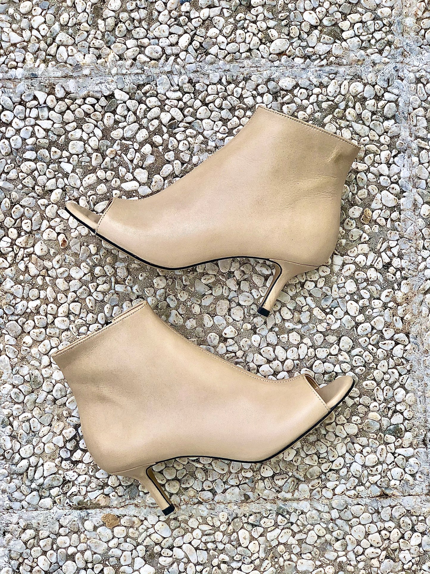 AFRIKKA BEIGE NAHKA