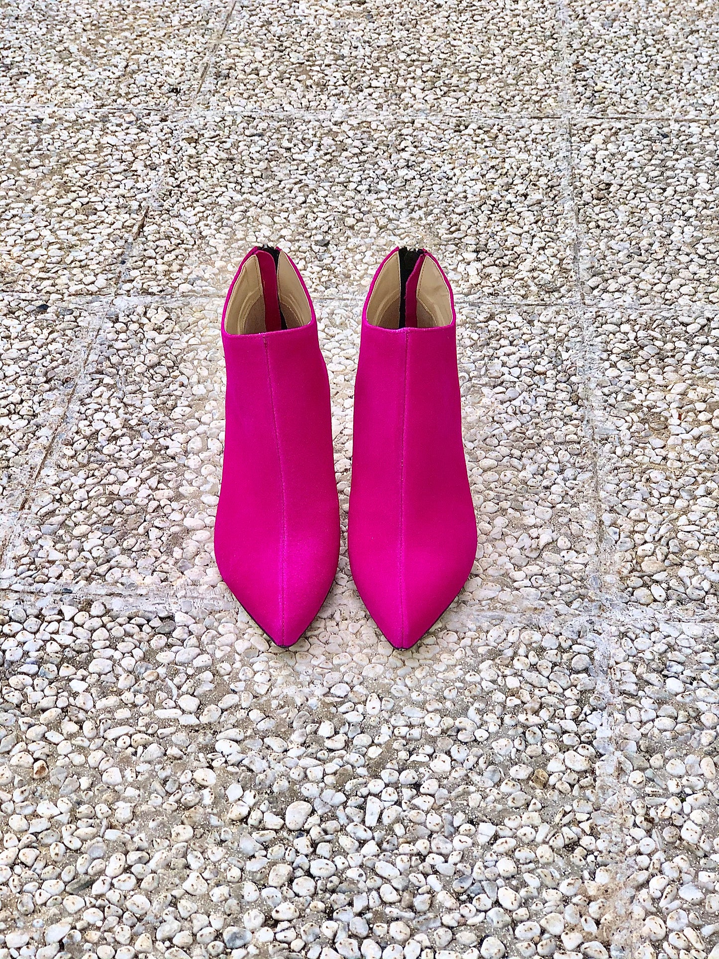 GHITA MOKKANAHKA FUKSIA