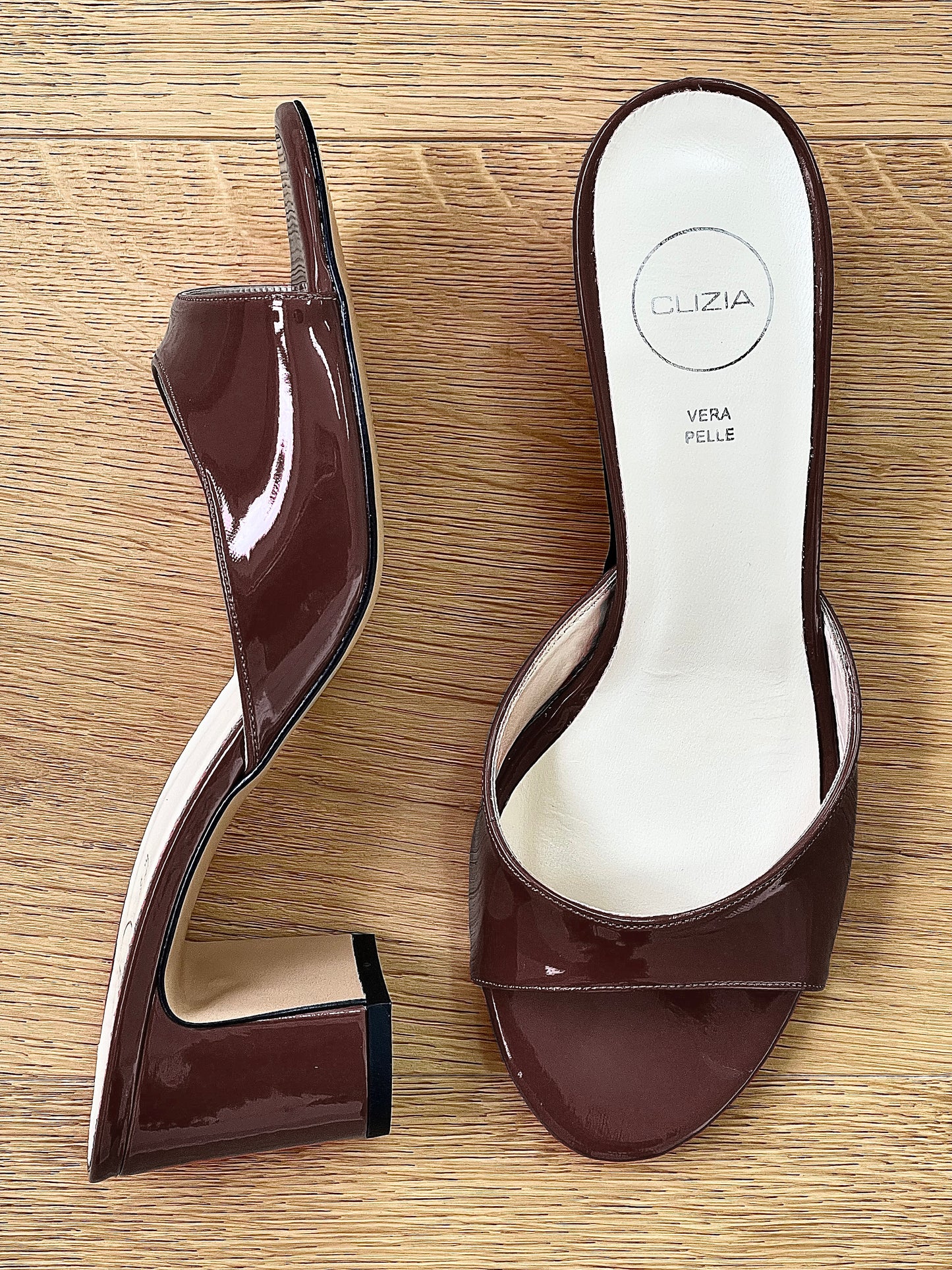 AZAI CUIR VERNI MARRON