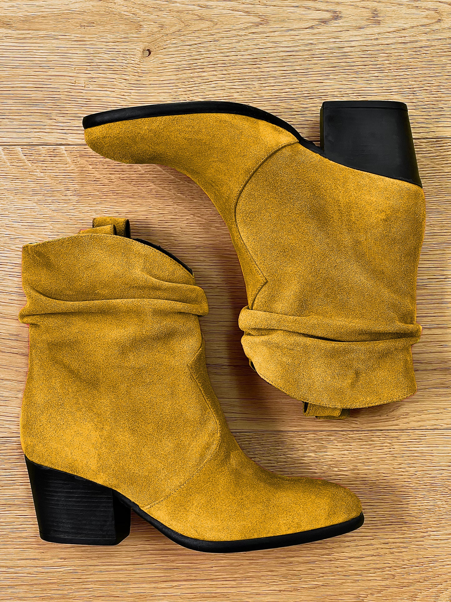 NEMO OCHRE SUEDE