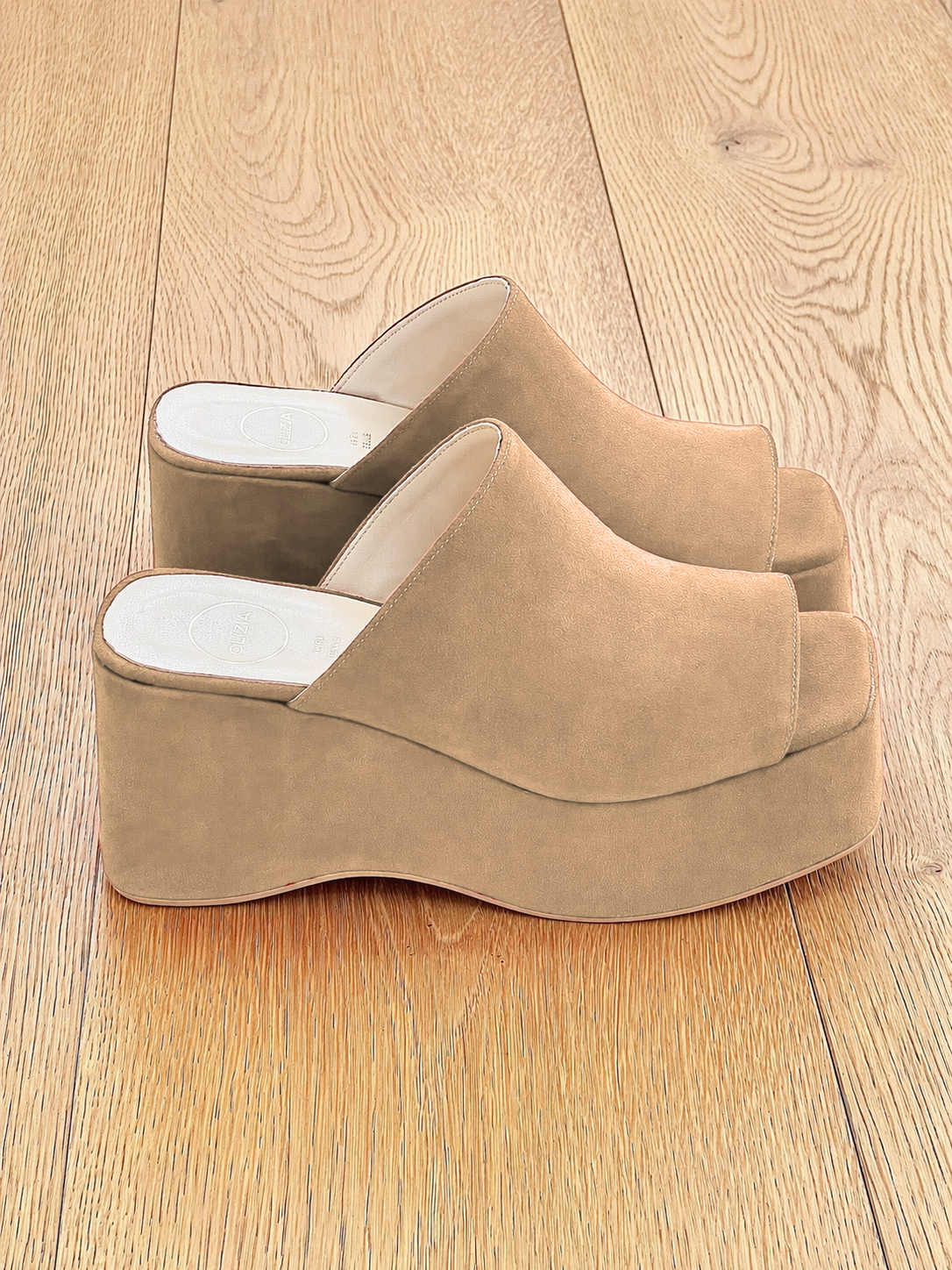 NIKO SUEDE BEIGE