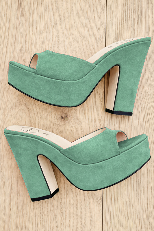 LIPSEY SUEDE AQUAMARINE