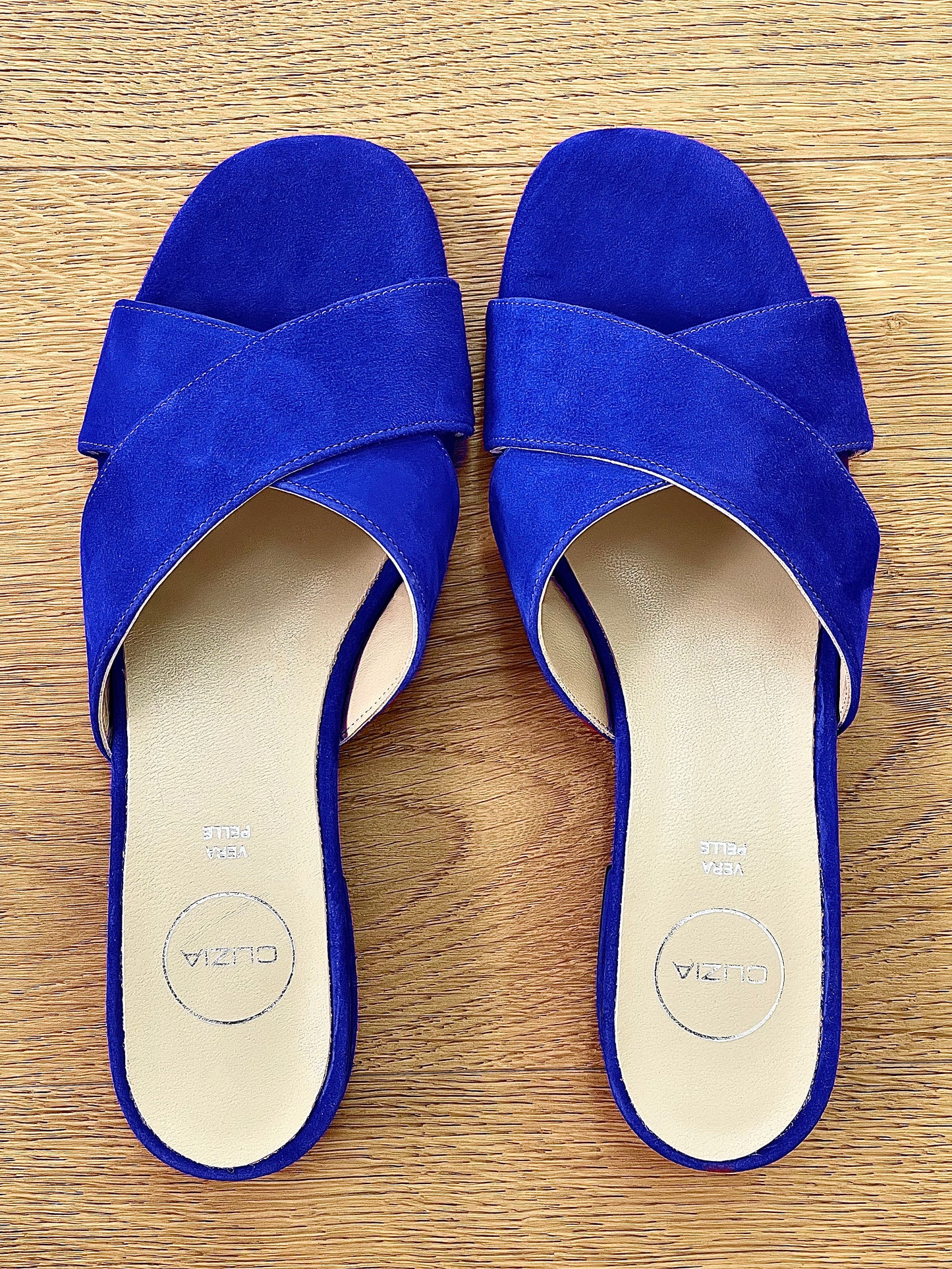 URIEL SUEDE BLUETTE