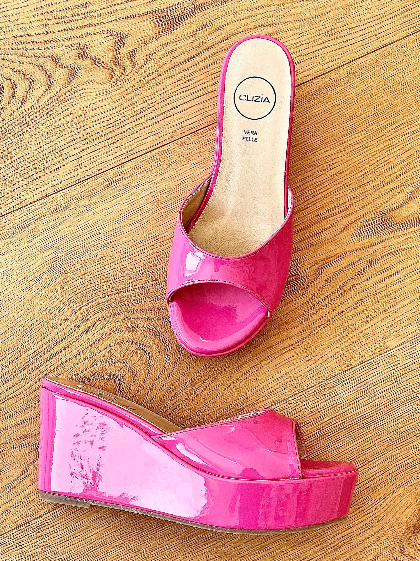 CUIR VERNI FUCHSIA