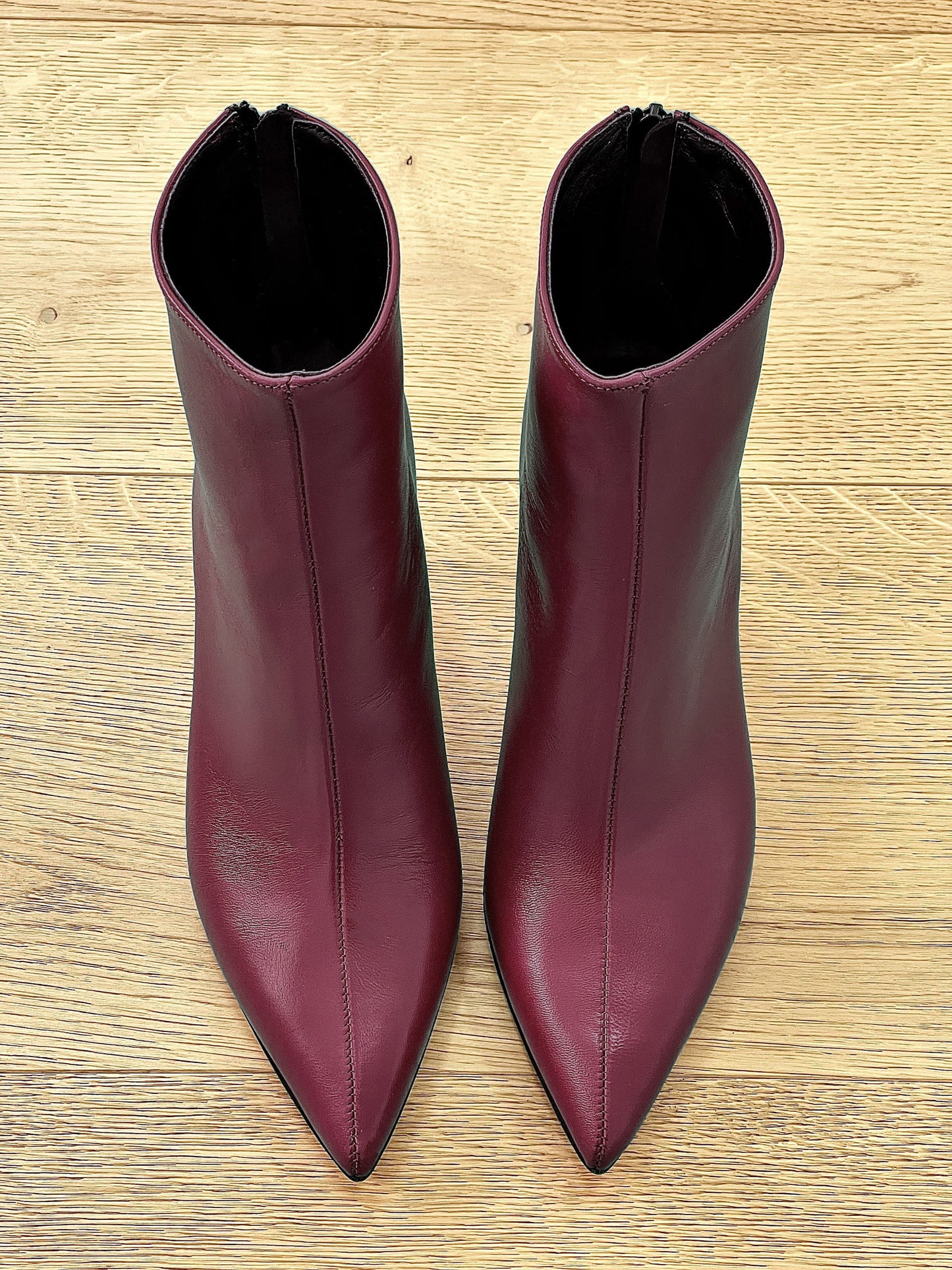 IRIS CUIR BORDEAUX