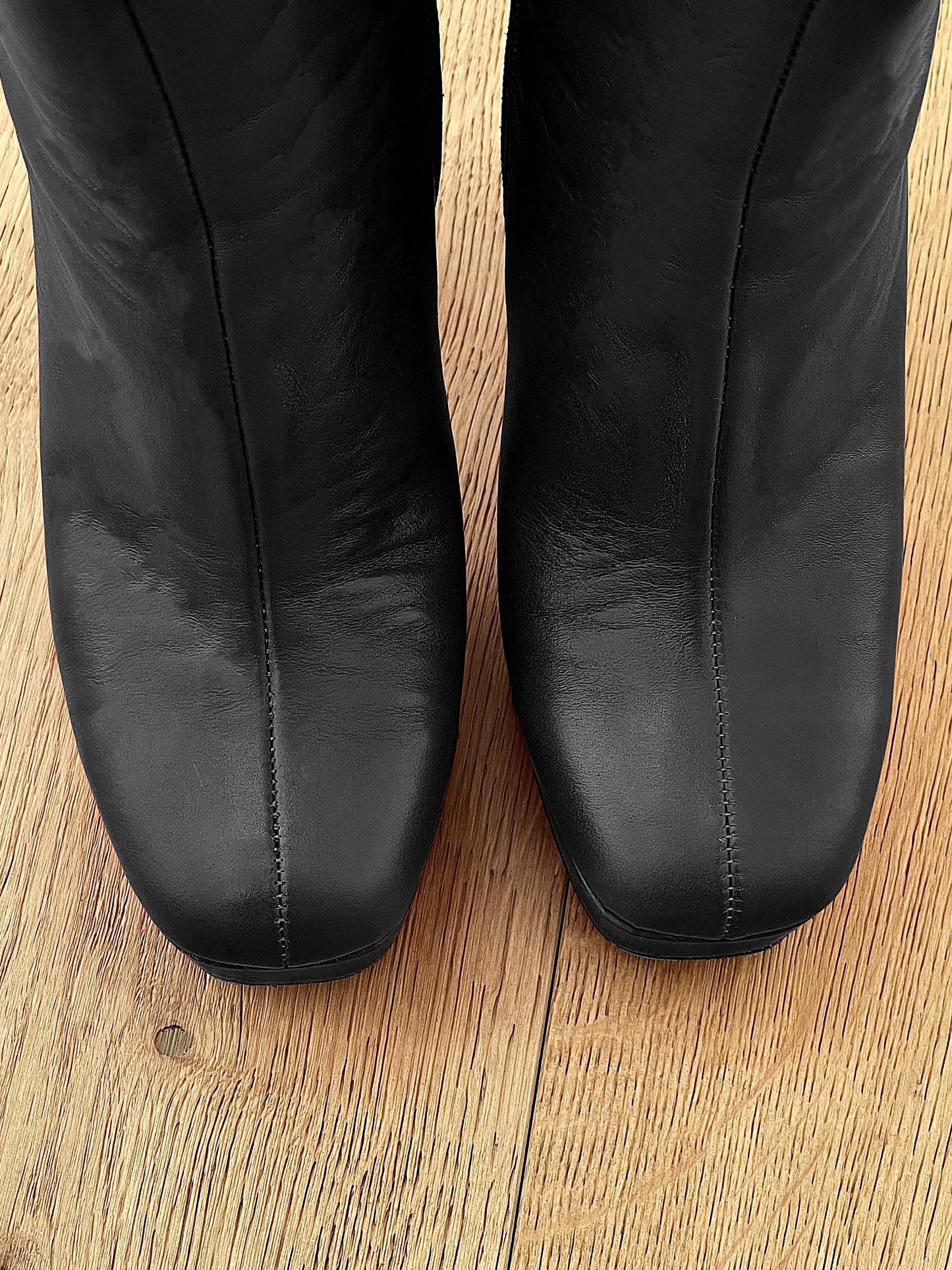 CUIR DE DÉTROIT NOIR