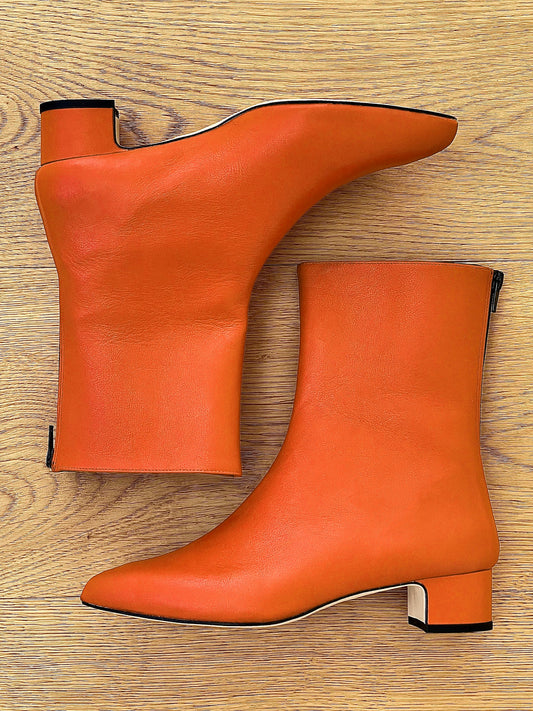 PLANET LEATHER ORANGE
