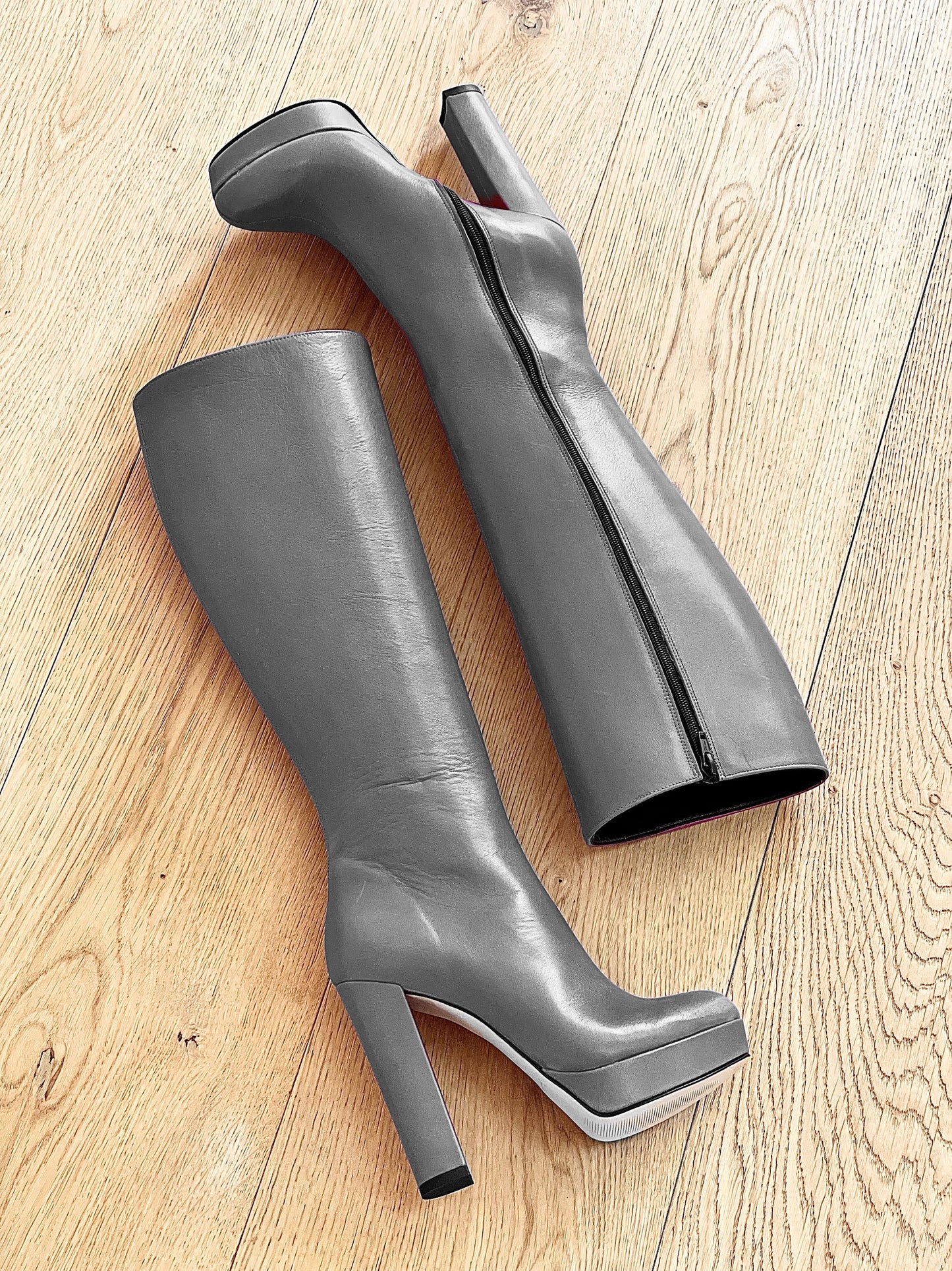 SAVANNAH LEATHER GREY