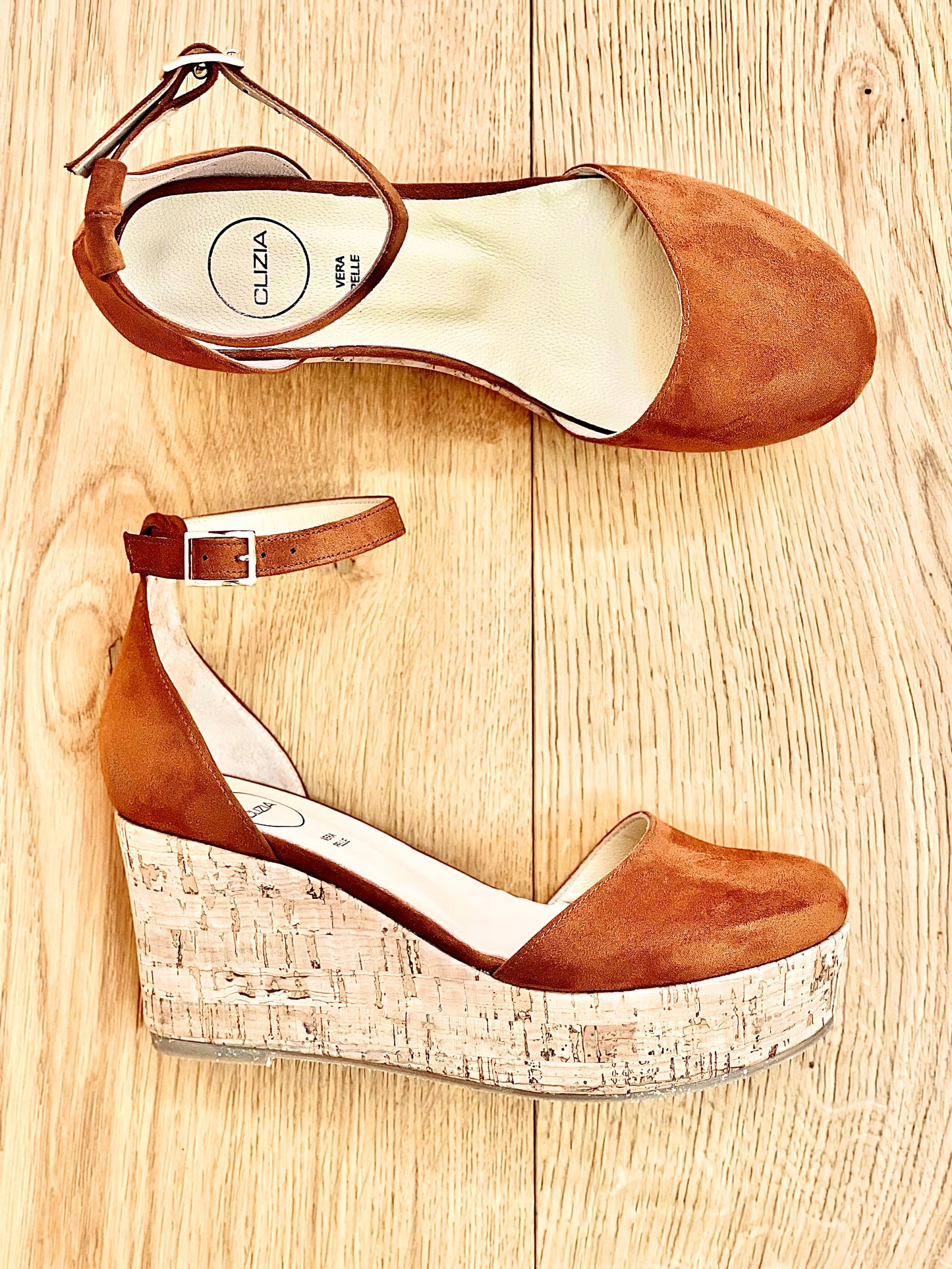 CUIR SUÉDÉ MANILLE