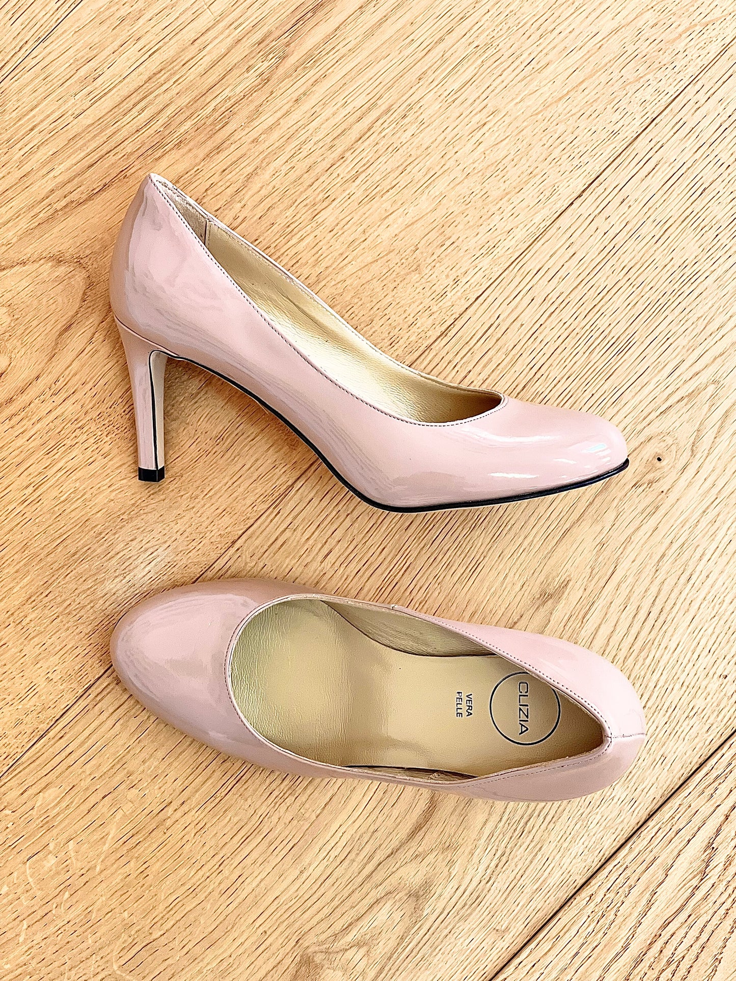 JENNYFER NUDE PATENT LEATHER